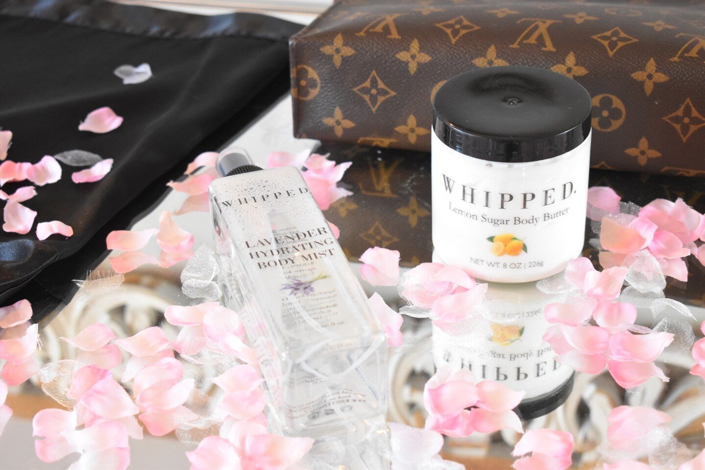 20% OFF WITH CODE &ldquo;LABORDAY&rdquo; AT CHECK OUT 🤩 

&bull;
&bull;
&bull;
#shopnow #shopsmall #whippedandcompany #whippedbodyscrubs #whippedbodybutters #whipped #coffee #westhamptonbeach #gift #getwhipped #whippedcosmetics #brobutter #bro #mois