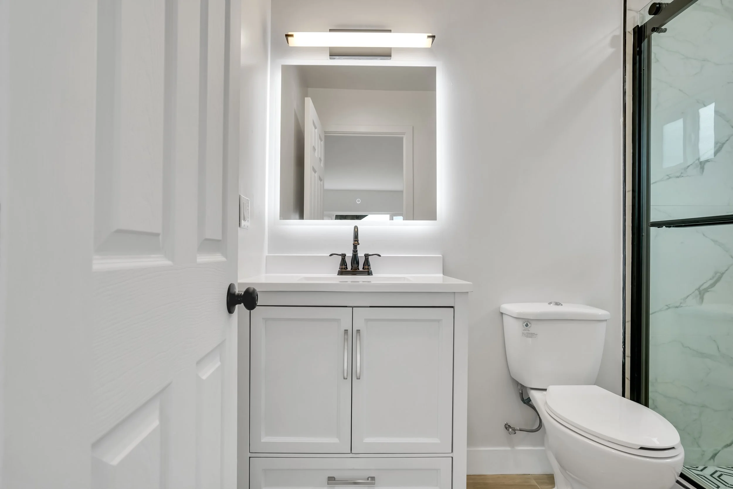 22-15017 Kingsdale Avenue-22.jpg