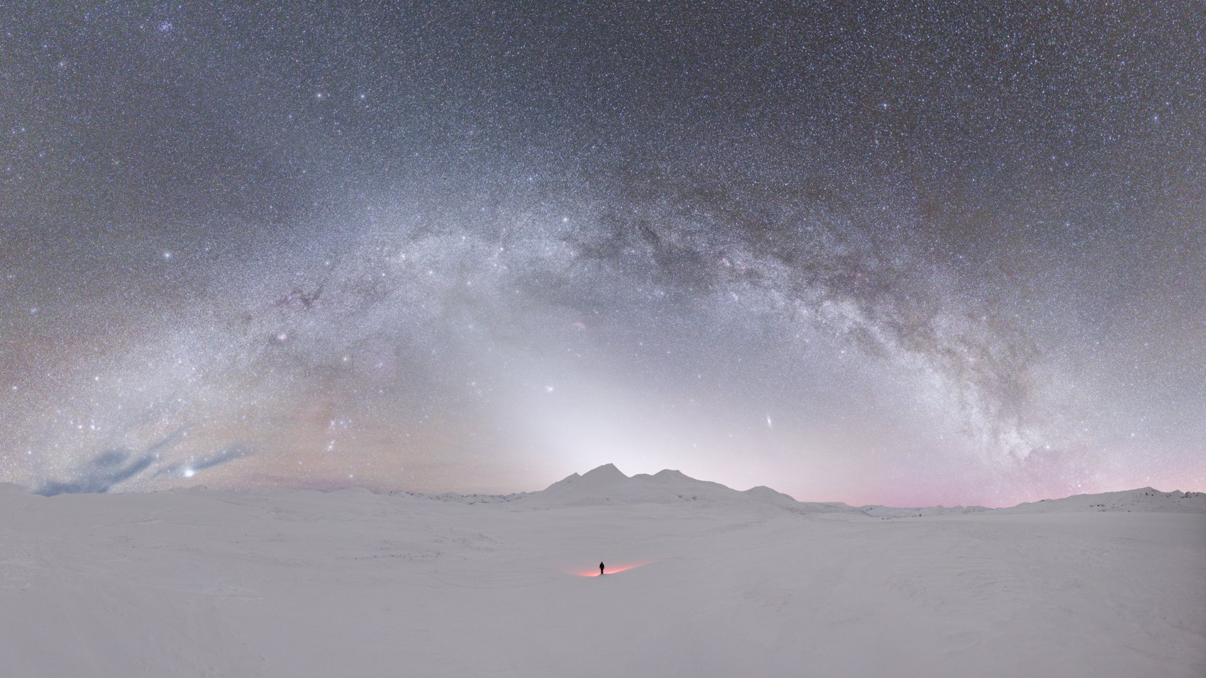 Milky Way winter panorama.jpg