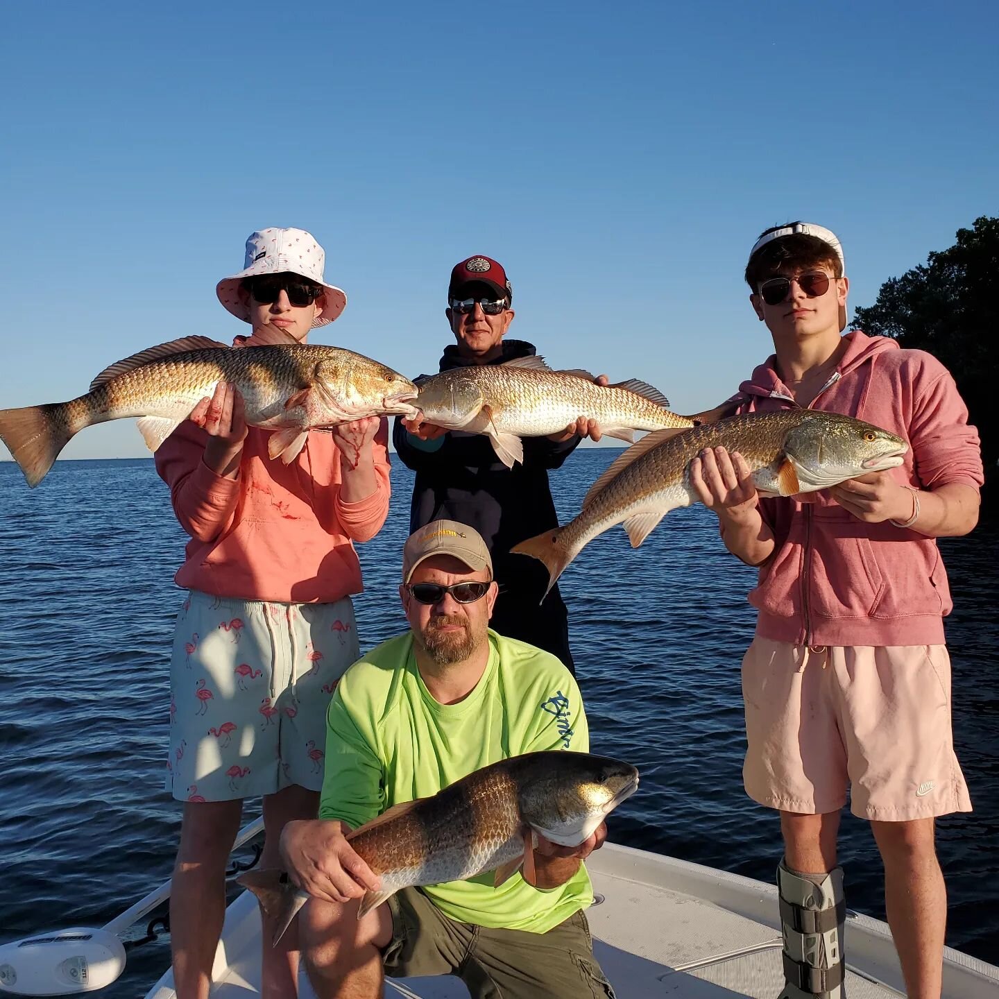 What an amazing day with another lost count afternoon making stories and creating memories in Tampa Bay. Thank you!
www.storymakerfishingcharters.com 
813-431-9205  Come get some!

@pennfishing @simradyachting @saltlife @cca_florida @realsaltlife @pe