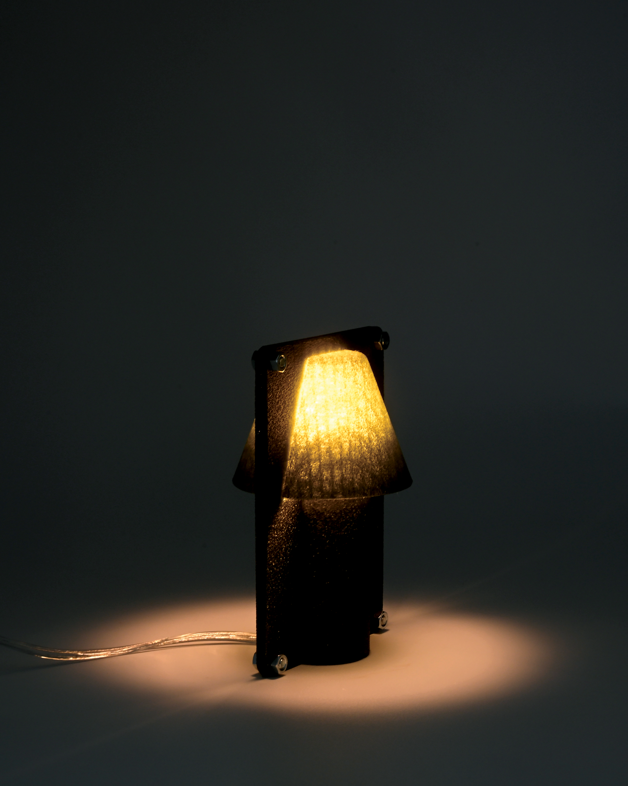 Unitlamp_Diag_Moss_Lit.png