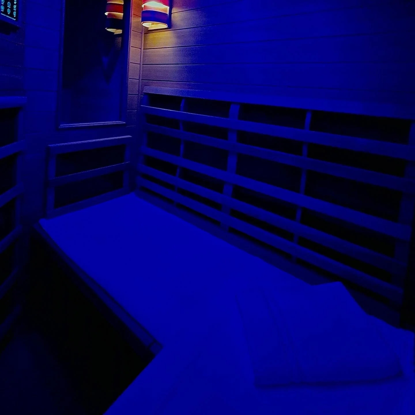 blue sauna photo.JPG