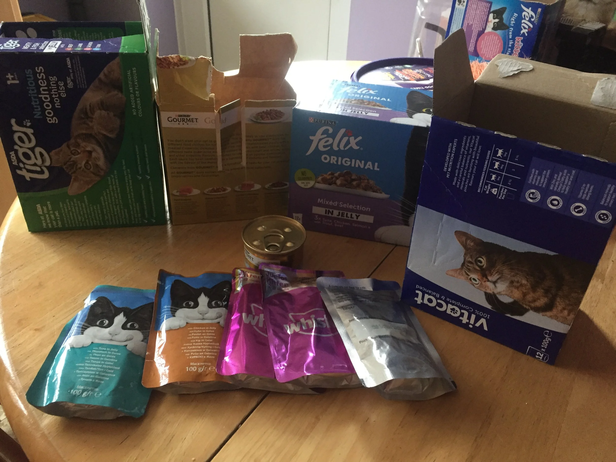 All the Team would like to thank Karen Harris from Newtown for a wonderful donation of Cat food