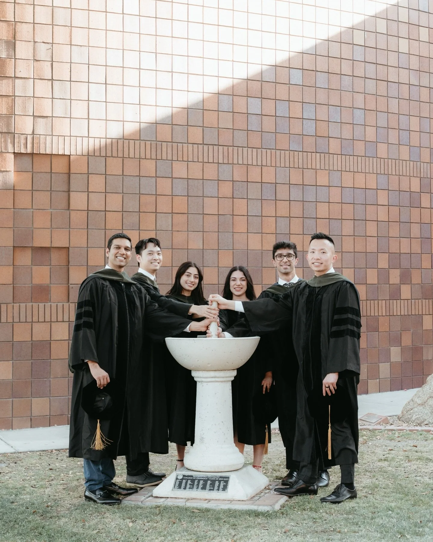 Tossing our caps together 🎓

.
.
.
Arizona Photographer | Phoenix couple photographer | az engagment Photographer | az portrait photographer | phoenix photographer | phoenix Arizona | Arizona grad photographer | AZ graduation | asu grad 

#asugrad #