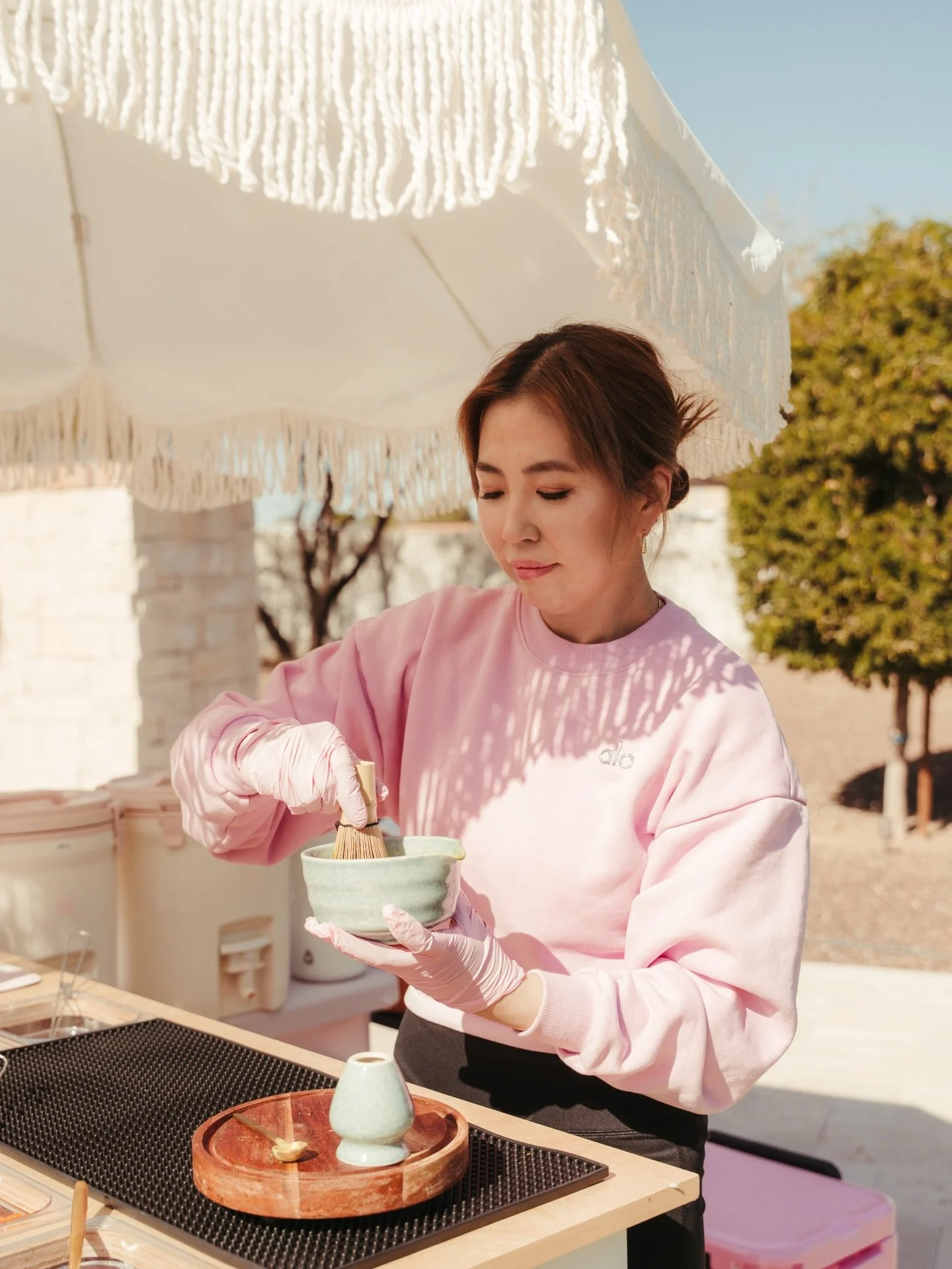 Pretty little matcha obsessed 🍵✨

.
.
.
Arizona Photographer | Phoenix couple photographer | az engagement Photographer | az portrait photographer | Arizona wedding photographer | phoenix photographer | phoenix Arizona 

#azweddingphotographer #ariz