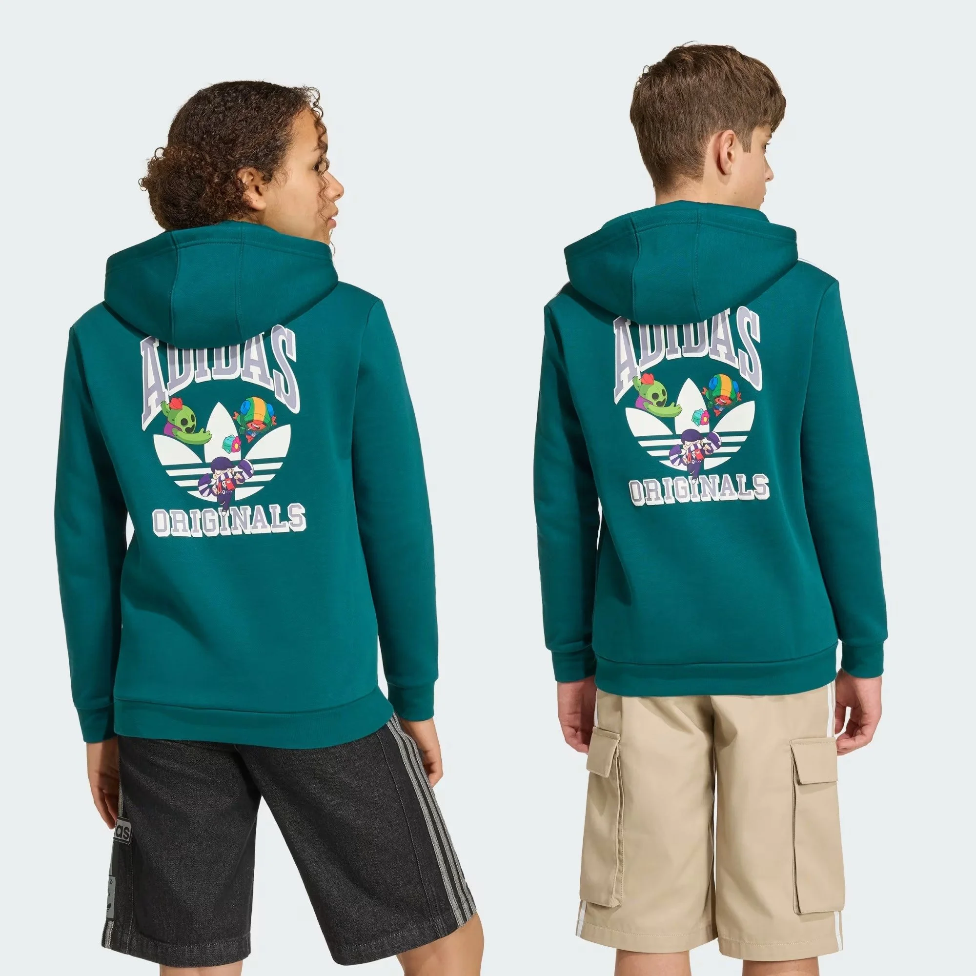 imgi_10_GRAPHIC_LOOSE_HOODIE_Green_KW0650_20_01_model.jpg