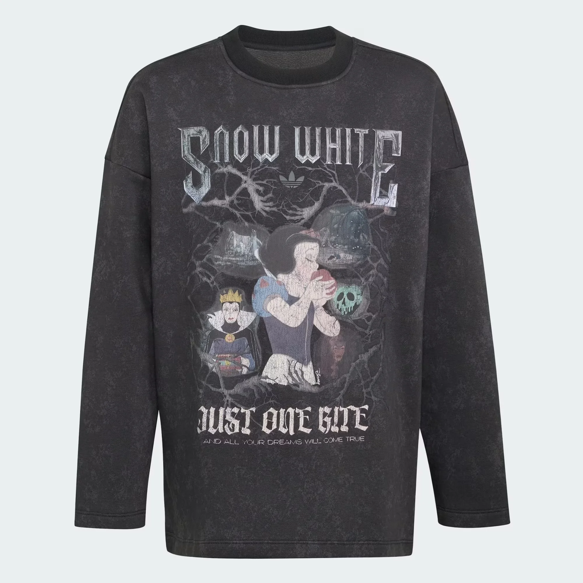 imgi_11_ADIDAS_DISNEY_VILLAINS_OVERSIZED_HOCKEY_CREW_TEE_Black_KQ6086_01_laydown.jpg