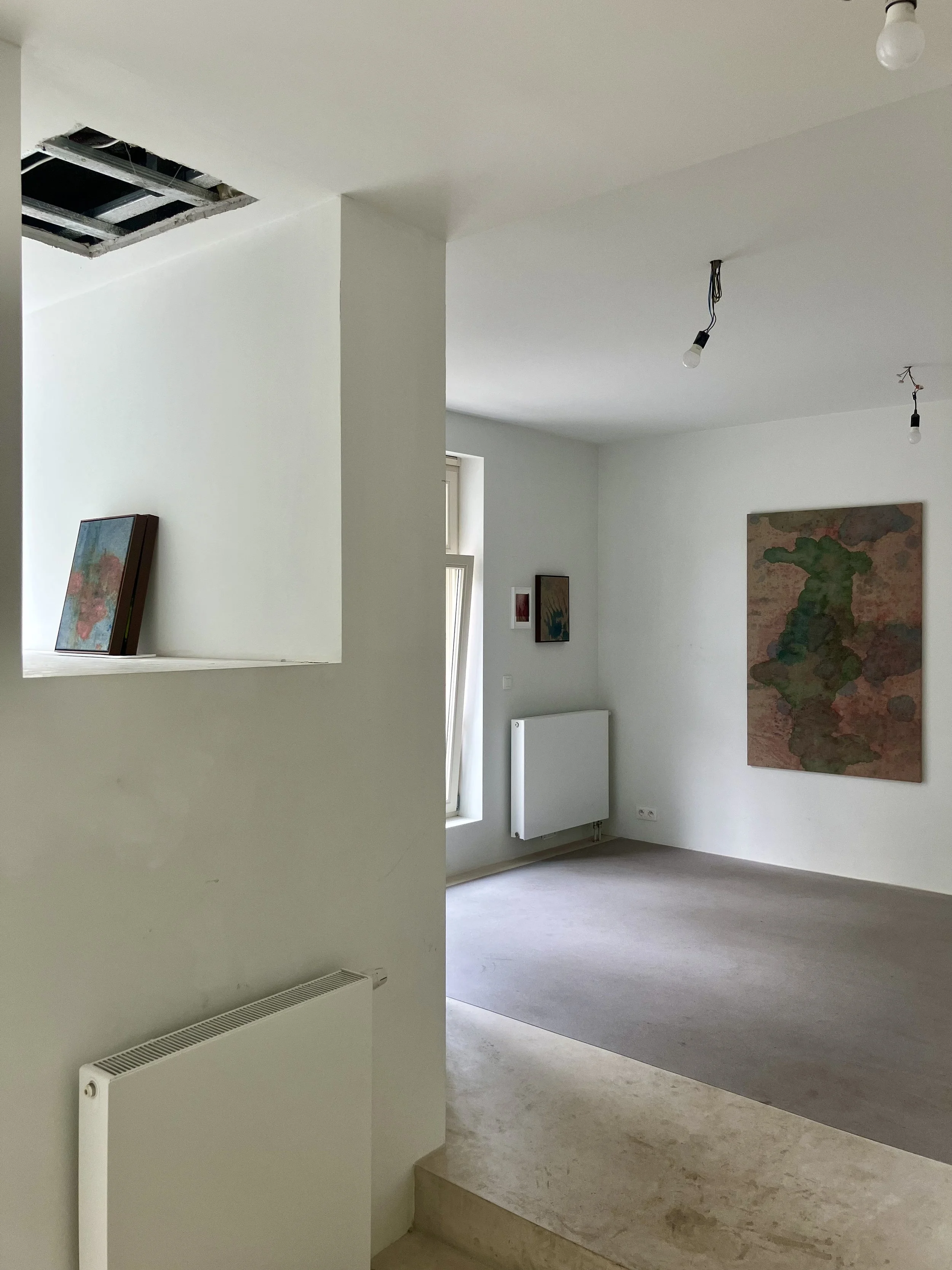 Glenn_Sanders_2025_Exhibition view MANUAL @ SUPERDEALS Brussels_2.jpeg