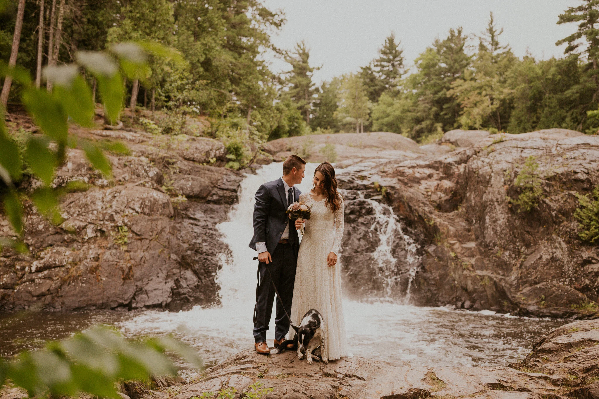michigan upper peninsula beach elopement