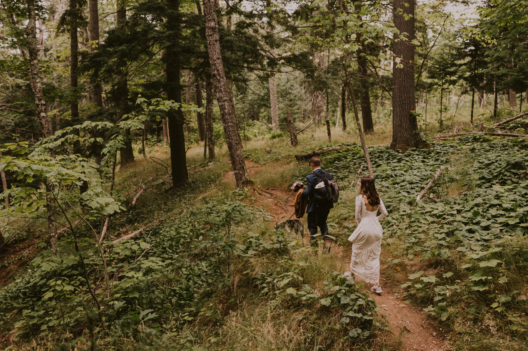 michigan upper peninsula beach elopement