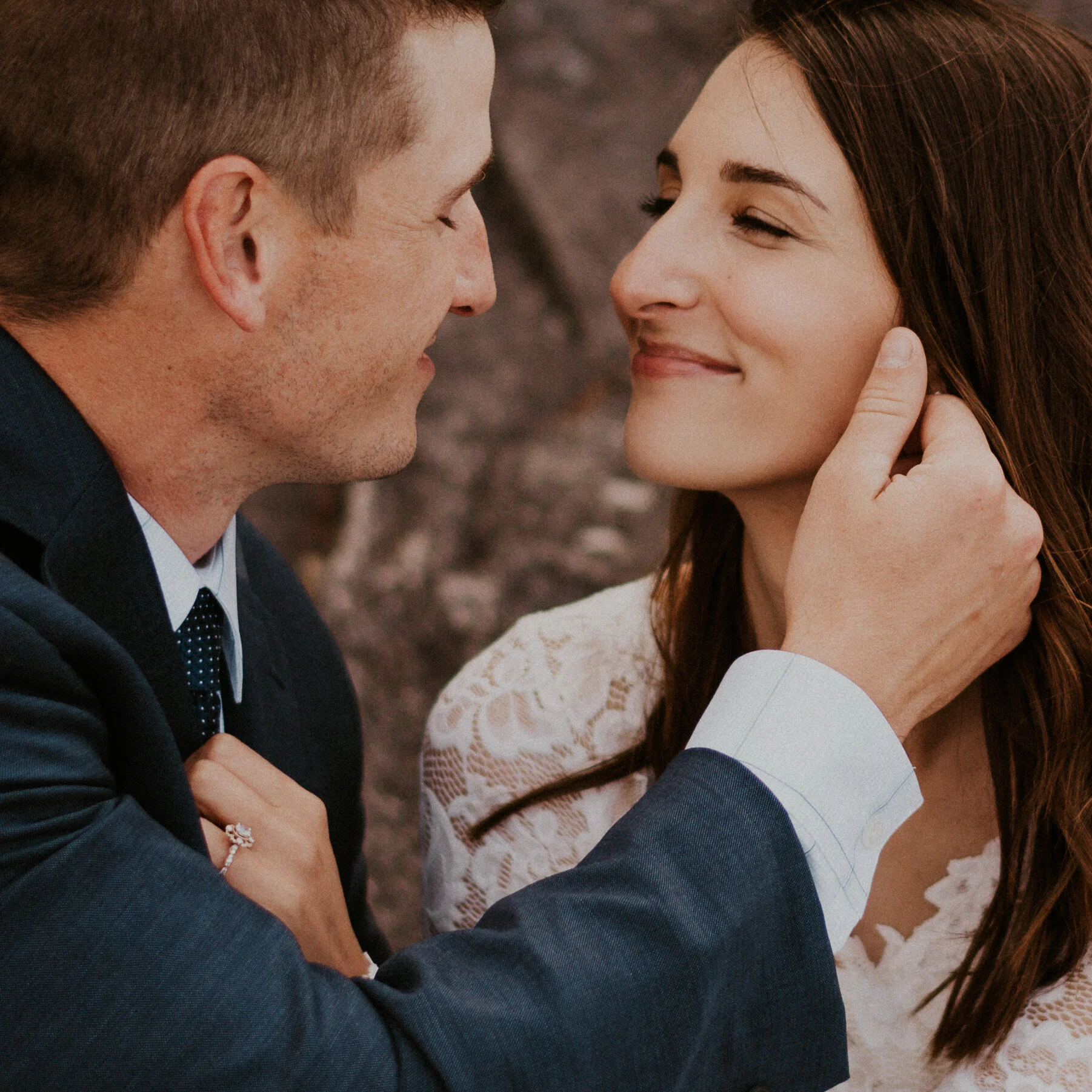 michigan upper peninsula beach elopement
