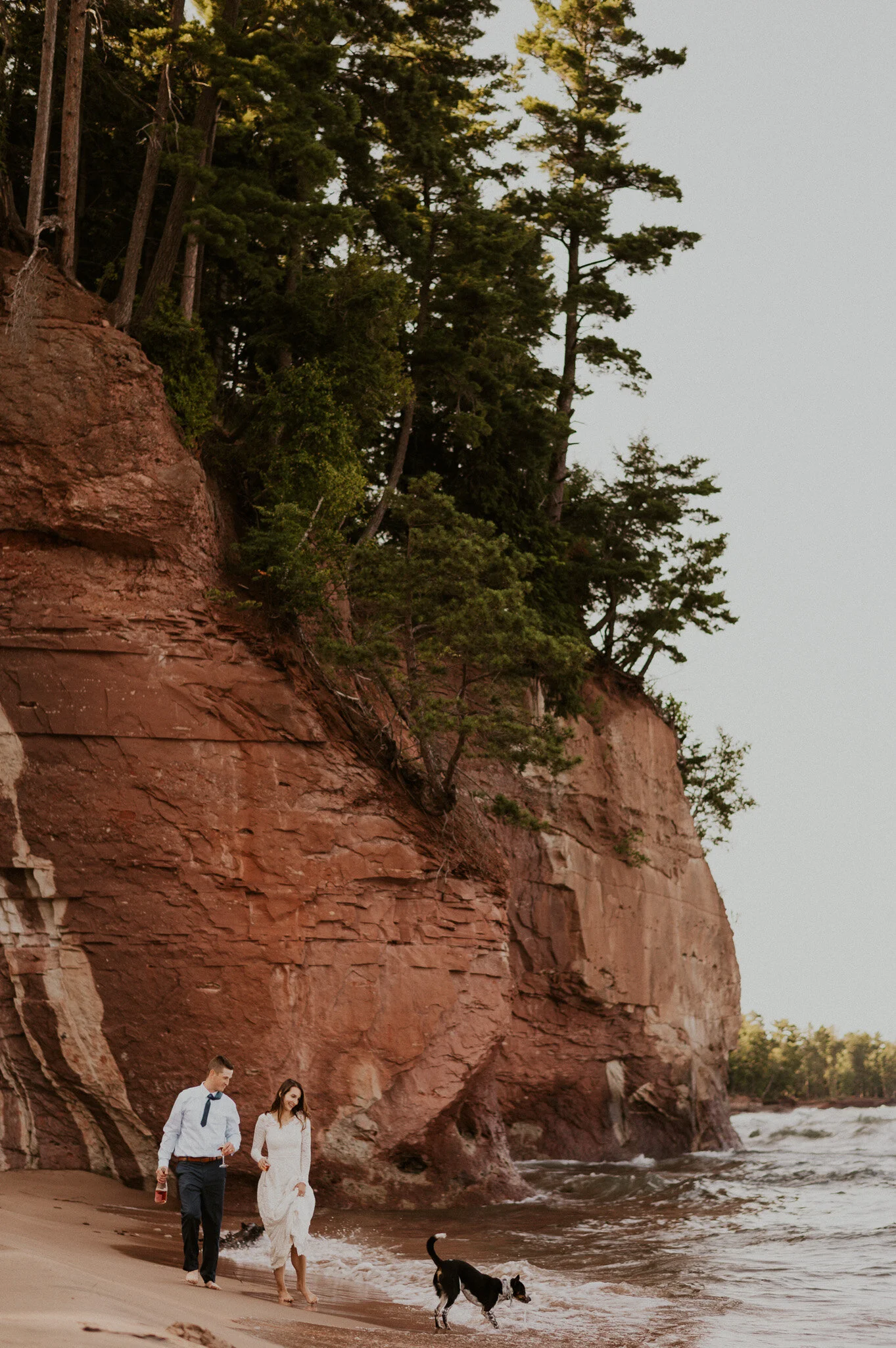 michigan upper peninsula beach elopement