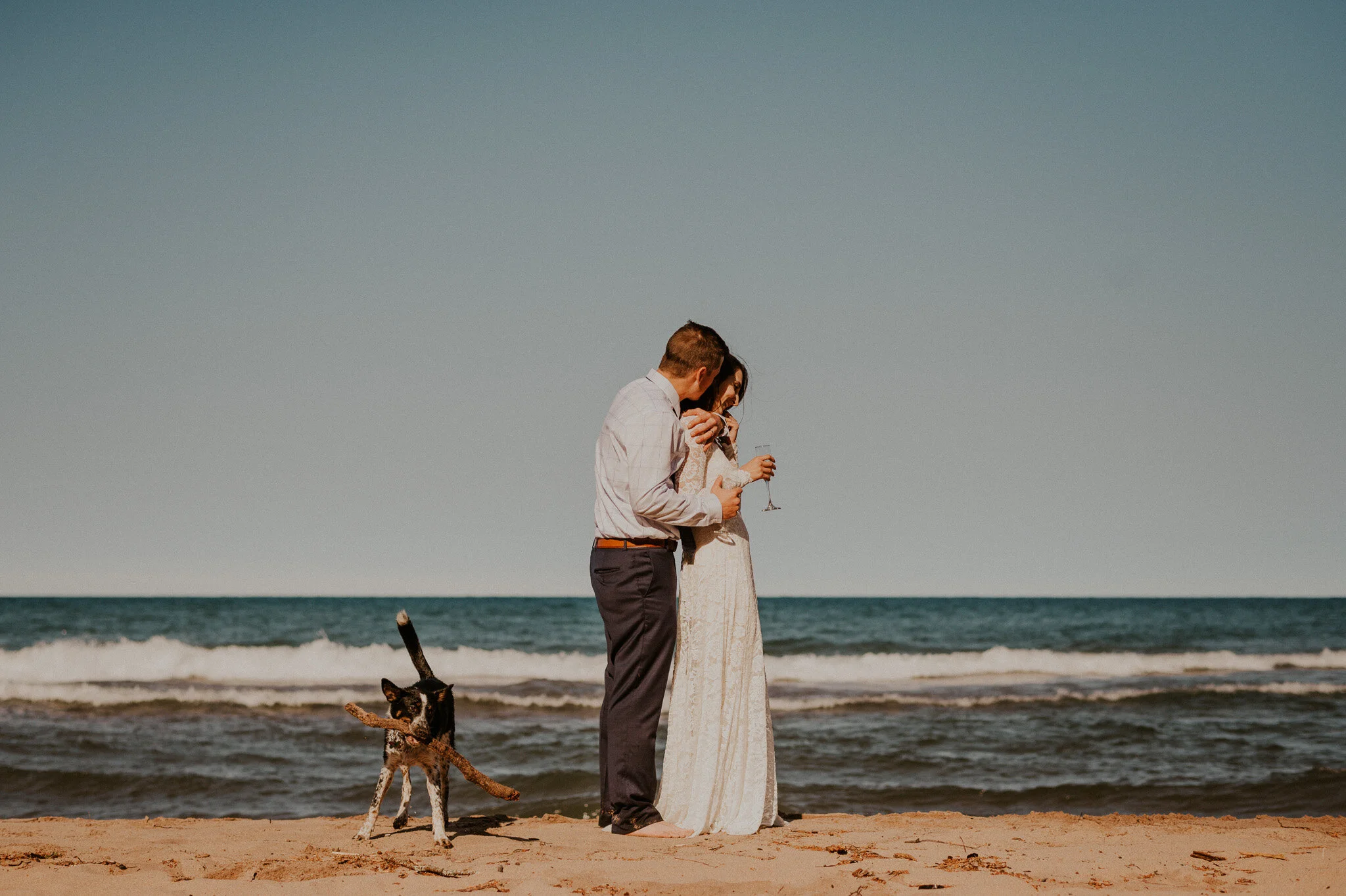 michigan upper peninsula beach elopement