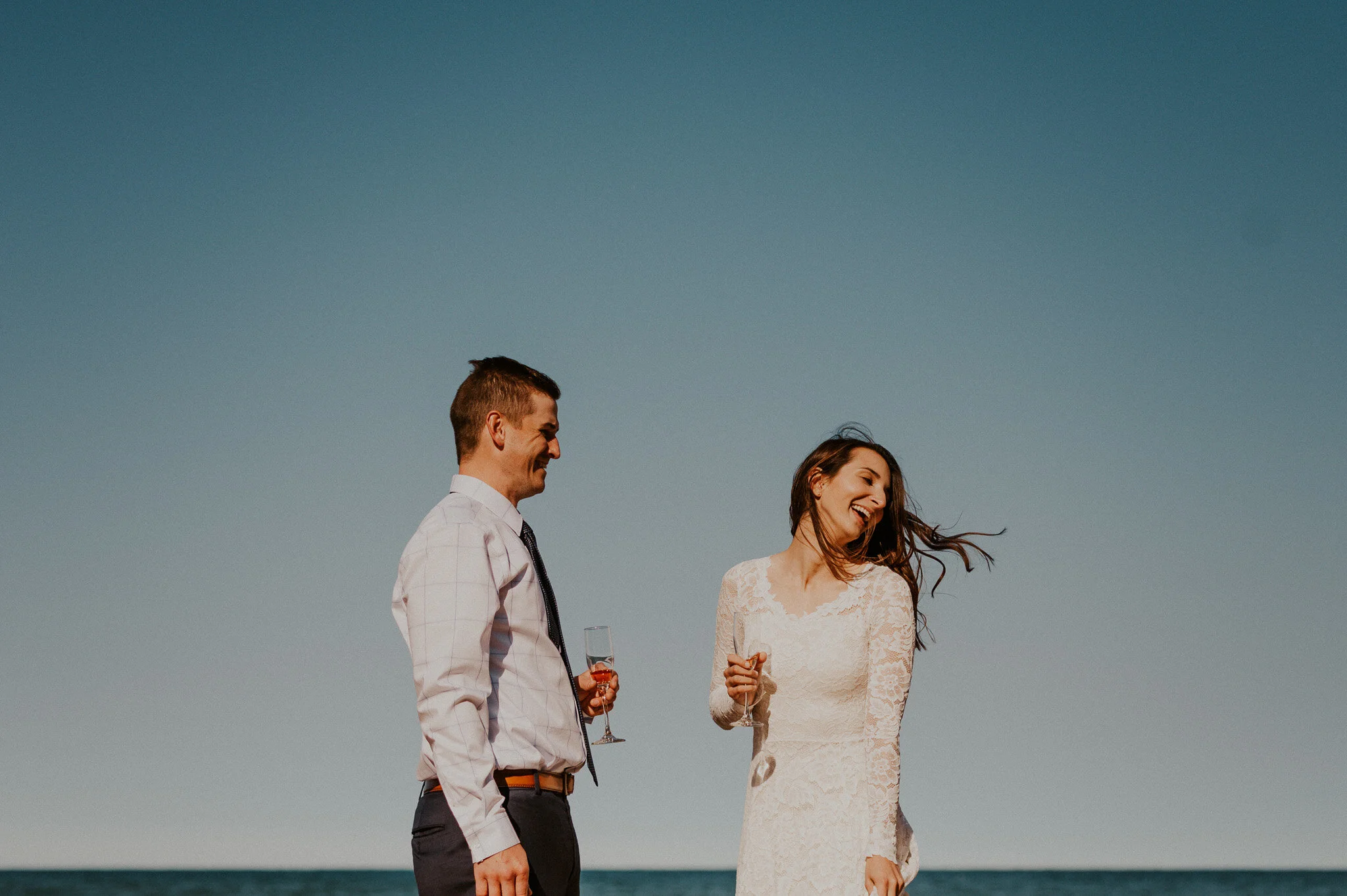 michigan upper peninsula beach elopement