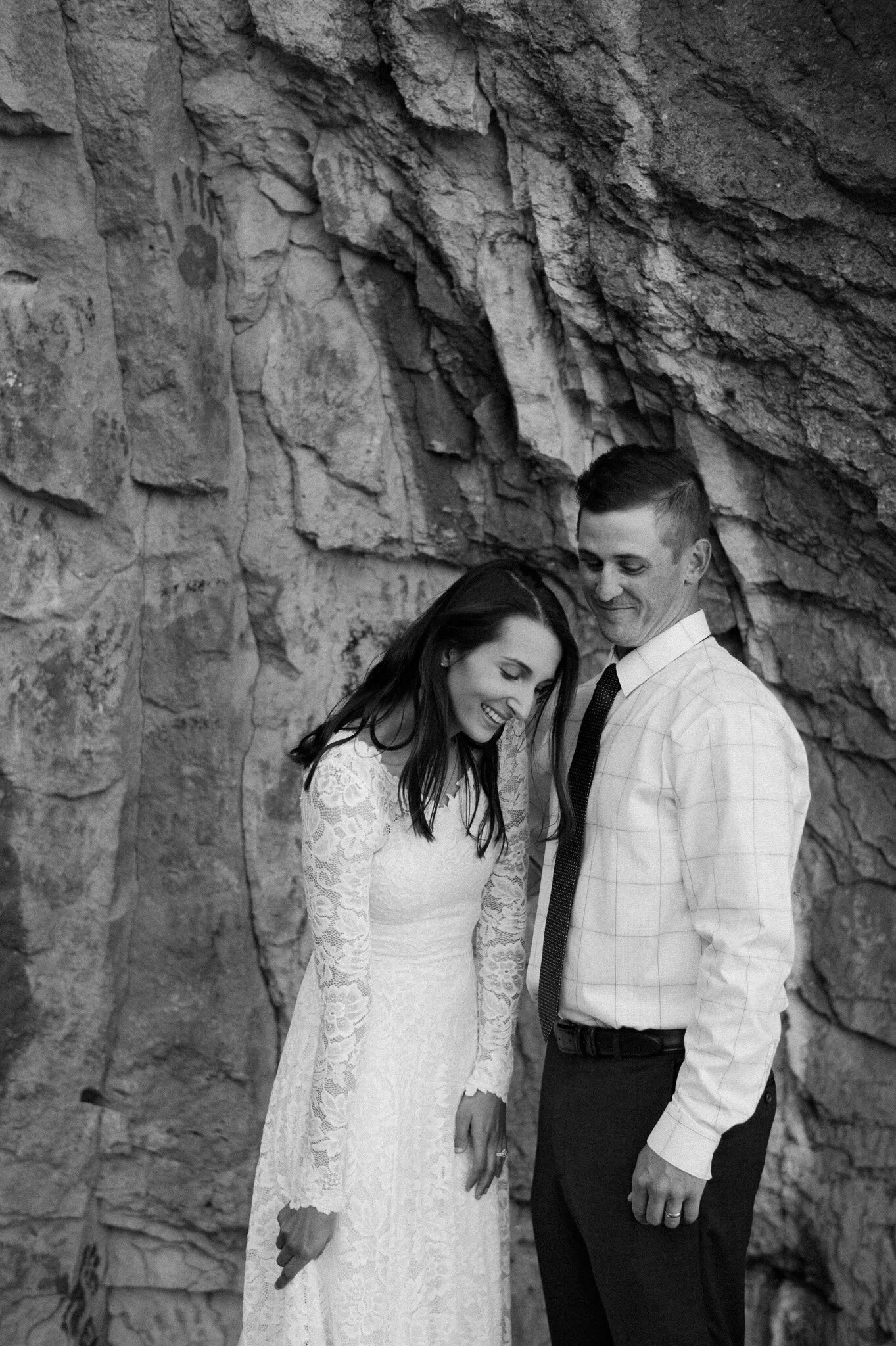 michigan upper peninsula beach elopement