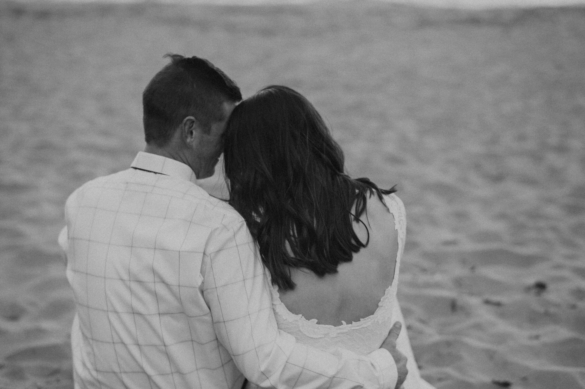 michigan upper peninsula beach elopement