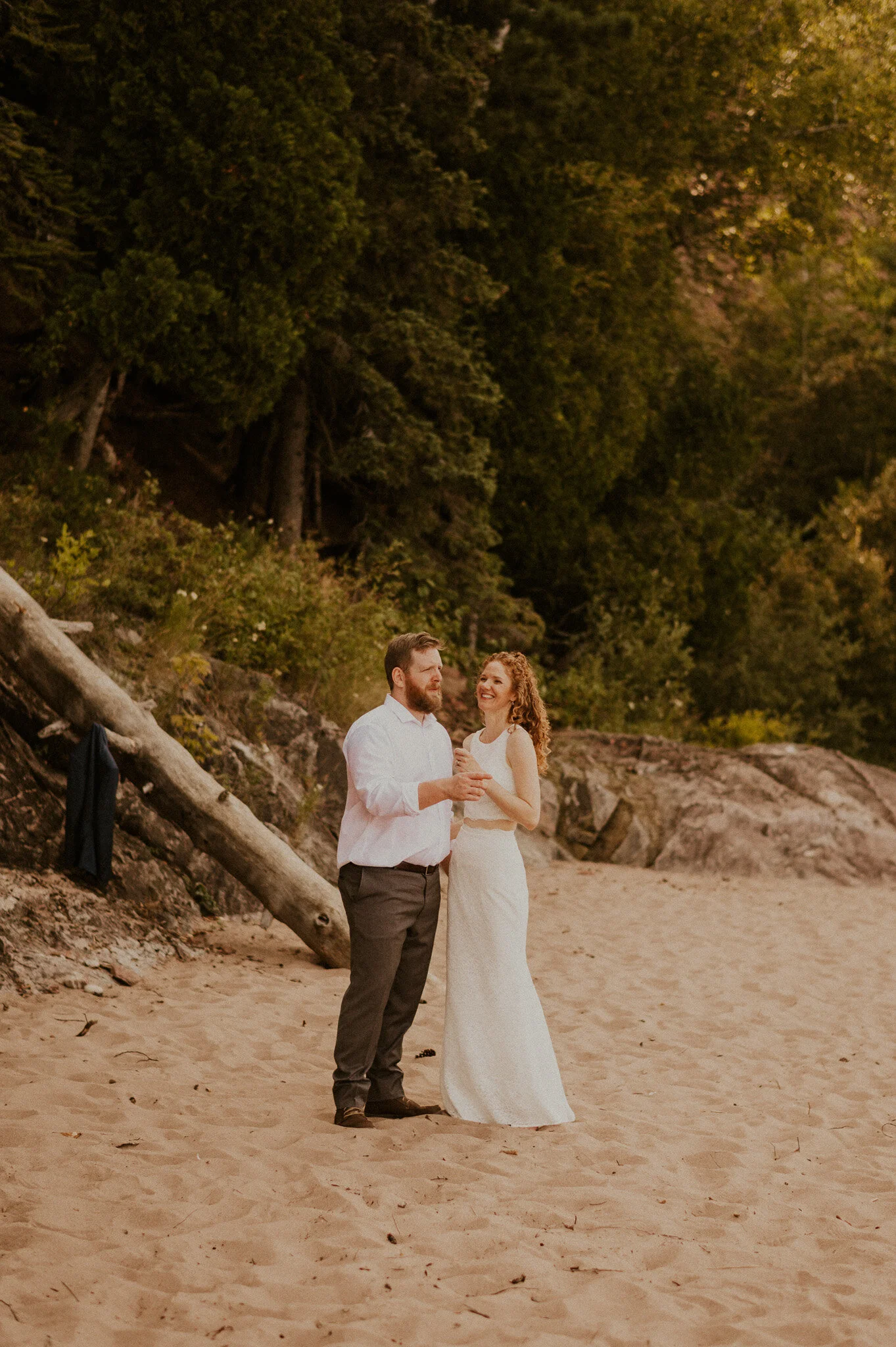 michigan upper peninsula marquette mountain elopement