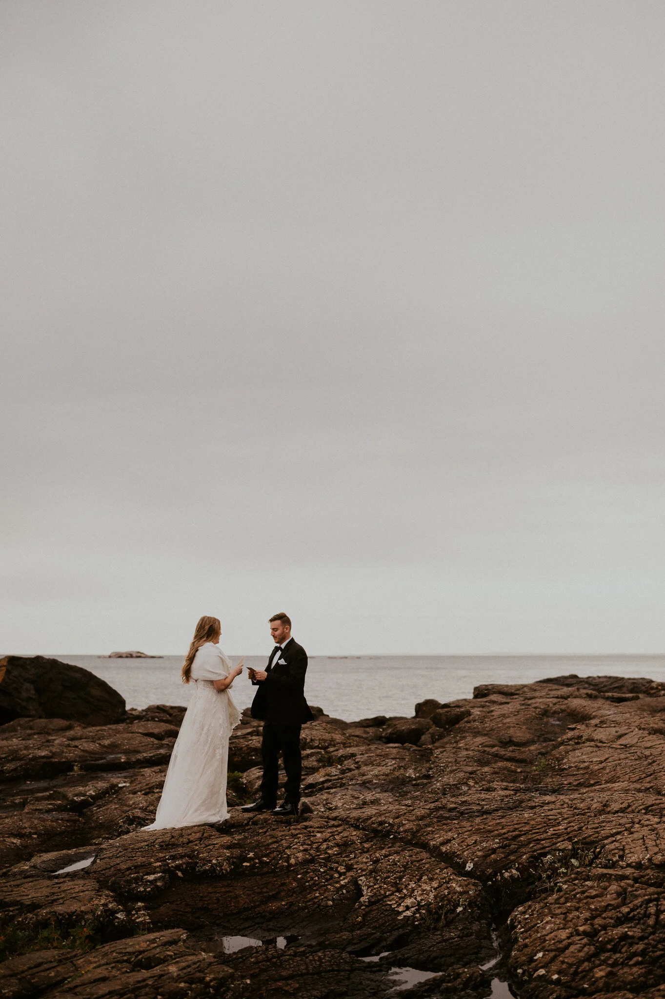 upper peninsula fall mountain elopement