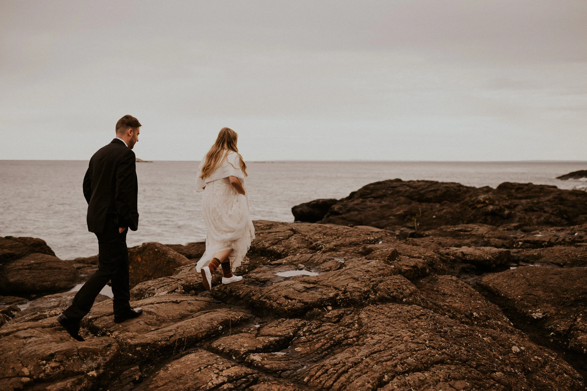 upper peninsula fall mountain elopement