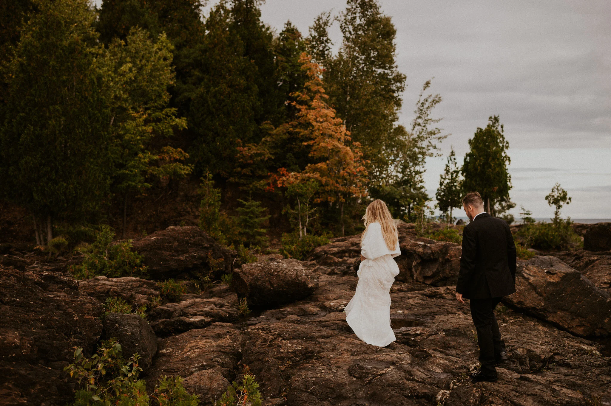 upper peninsula fall mountain elopement