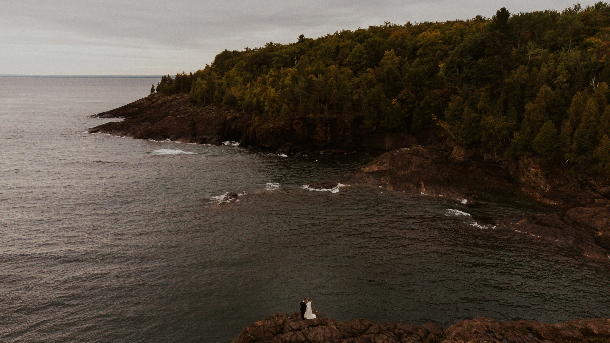 upper peninsula fall mountain elopement