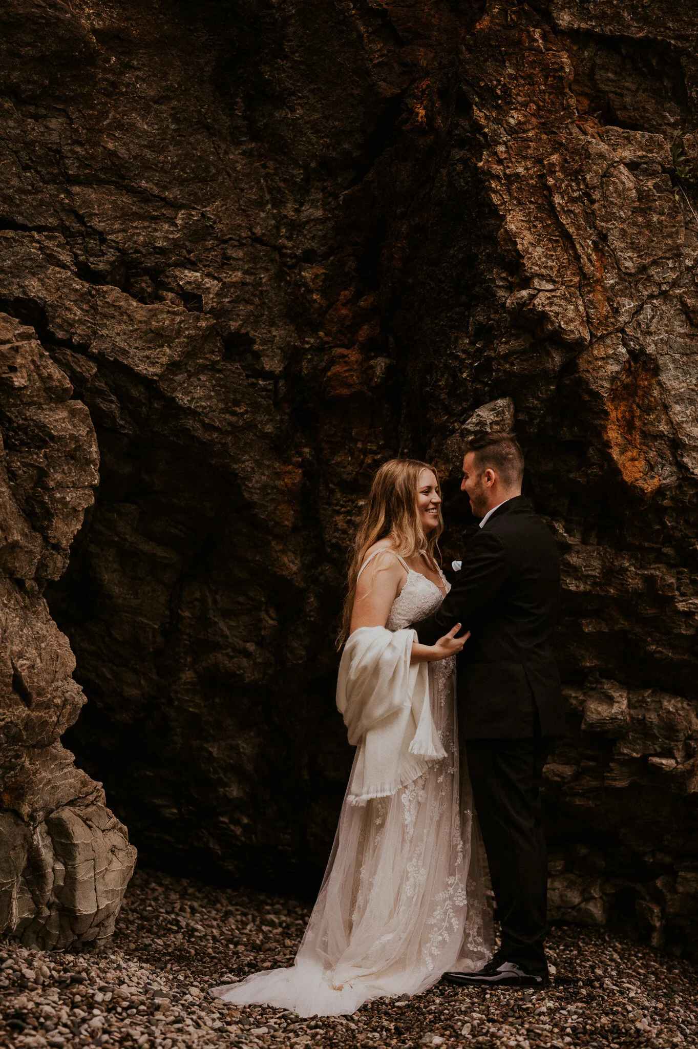 upper peninsula fall mountain elopement