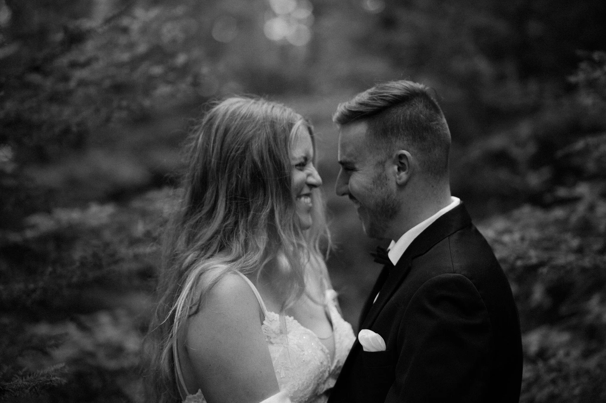 upper peninsula fall mountain elopement