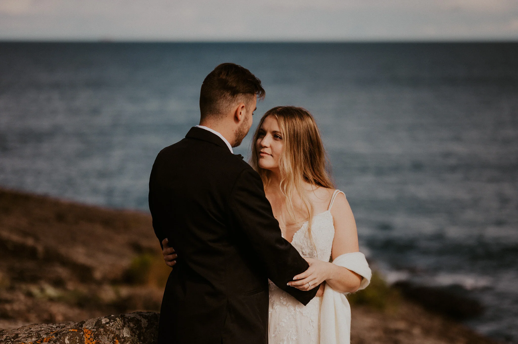 upper peninsula fall mountain elopement