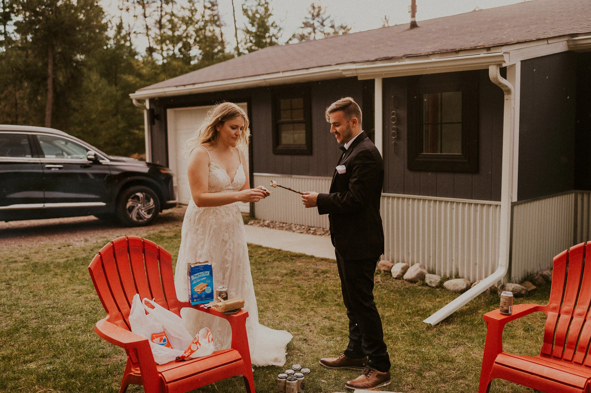 upper peninsula fall mountain elopement