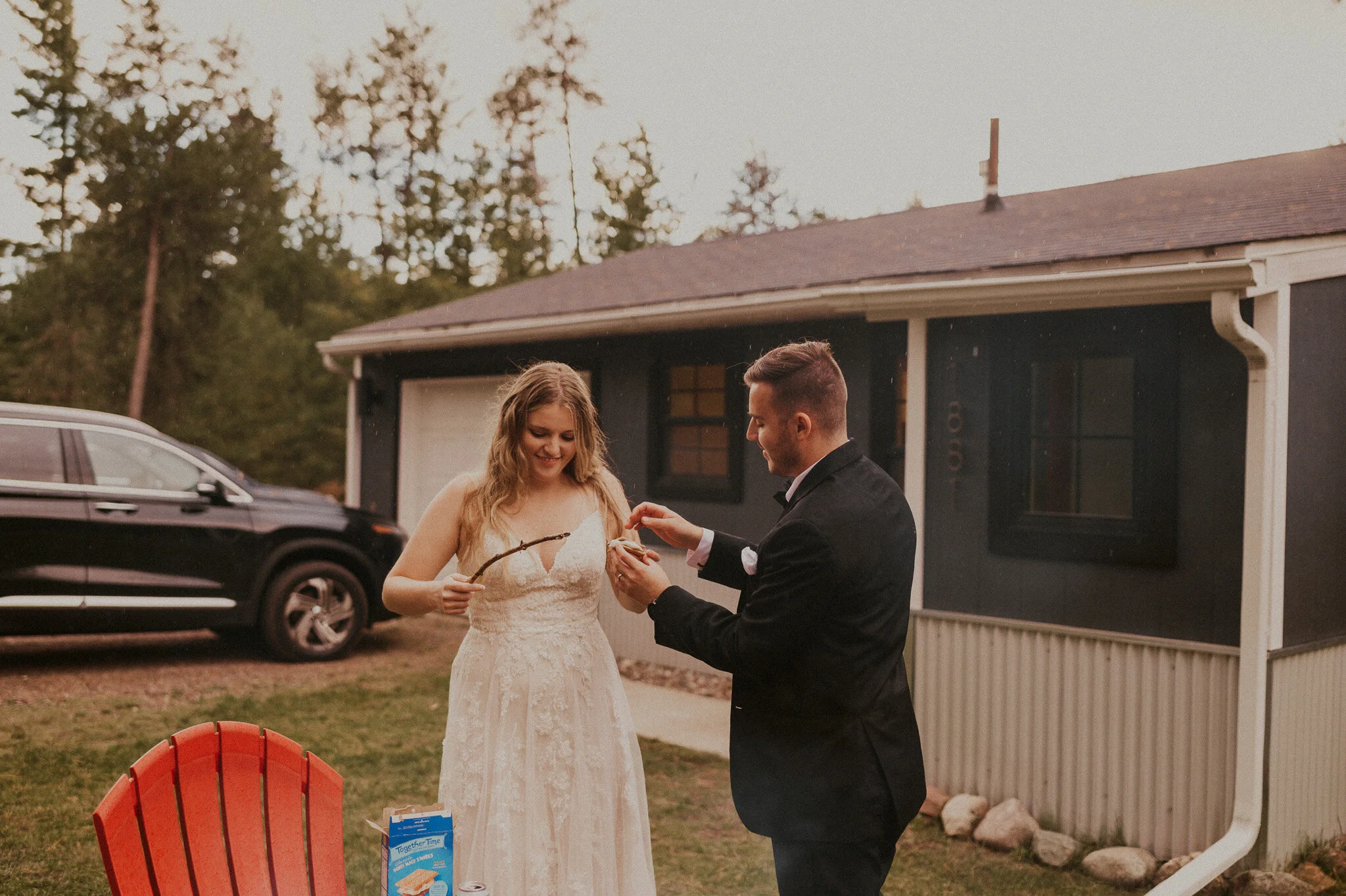 upper peninsula fall mountain elopement