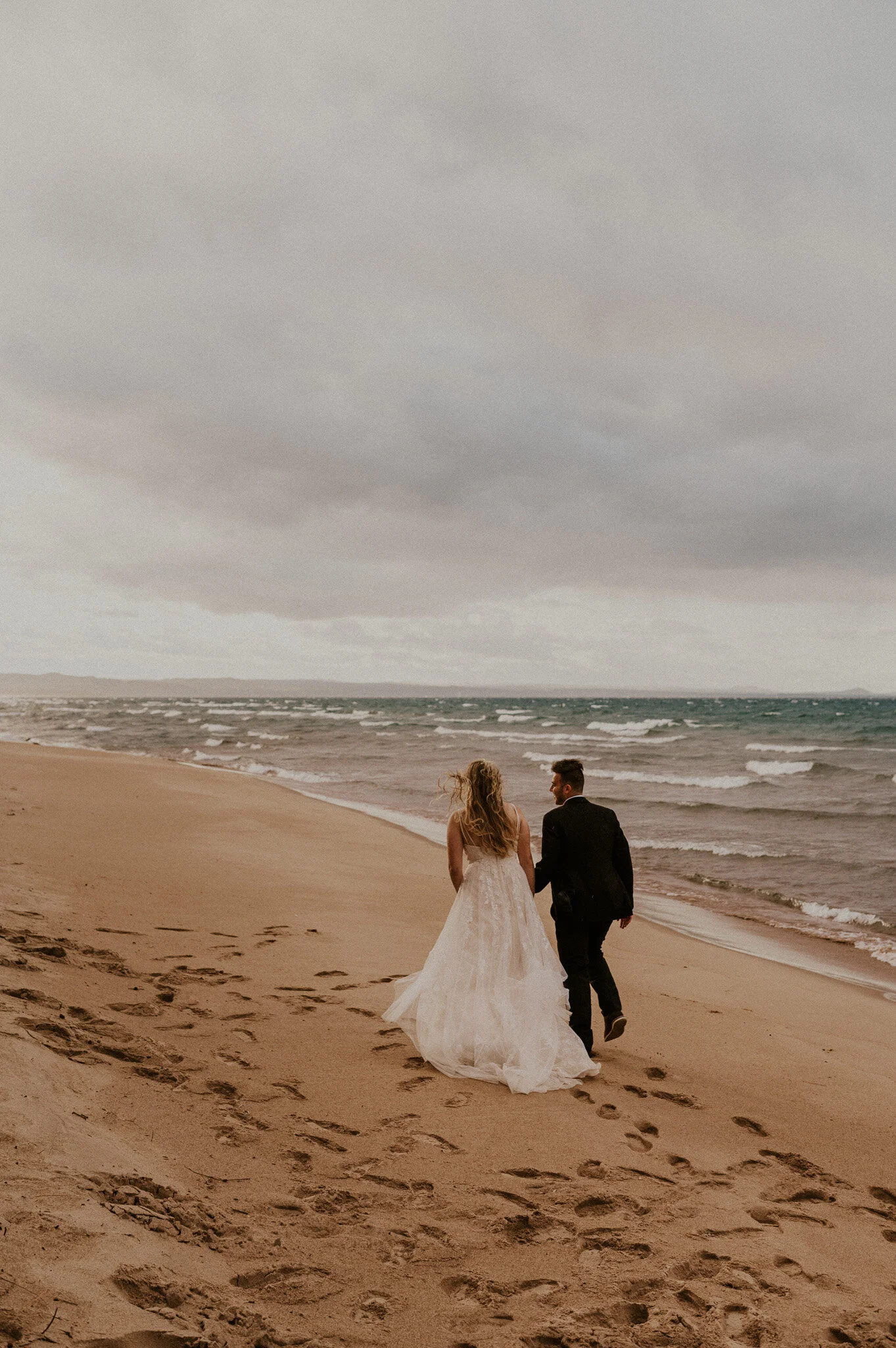 upper peninsula fall mountain elopement