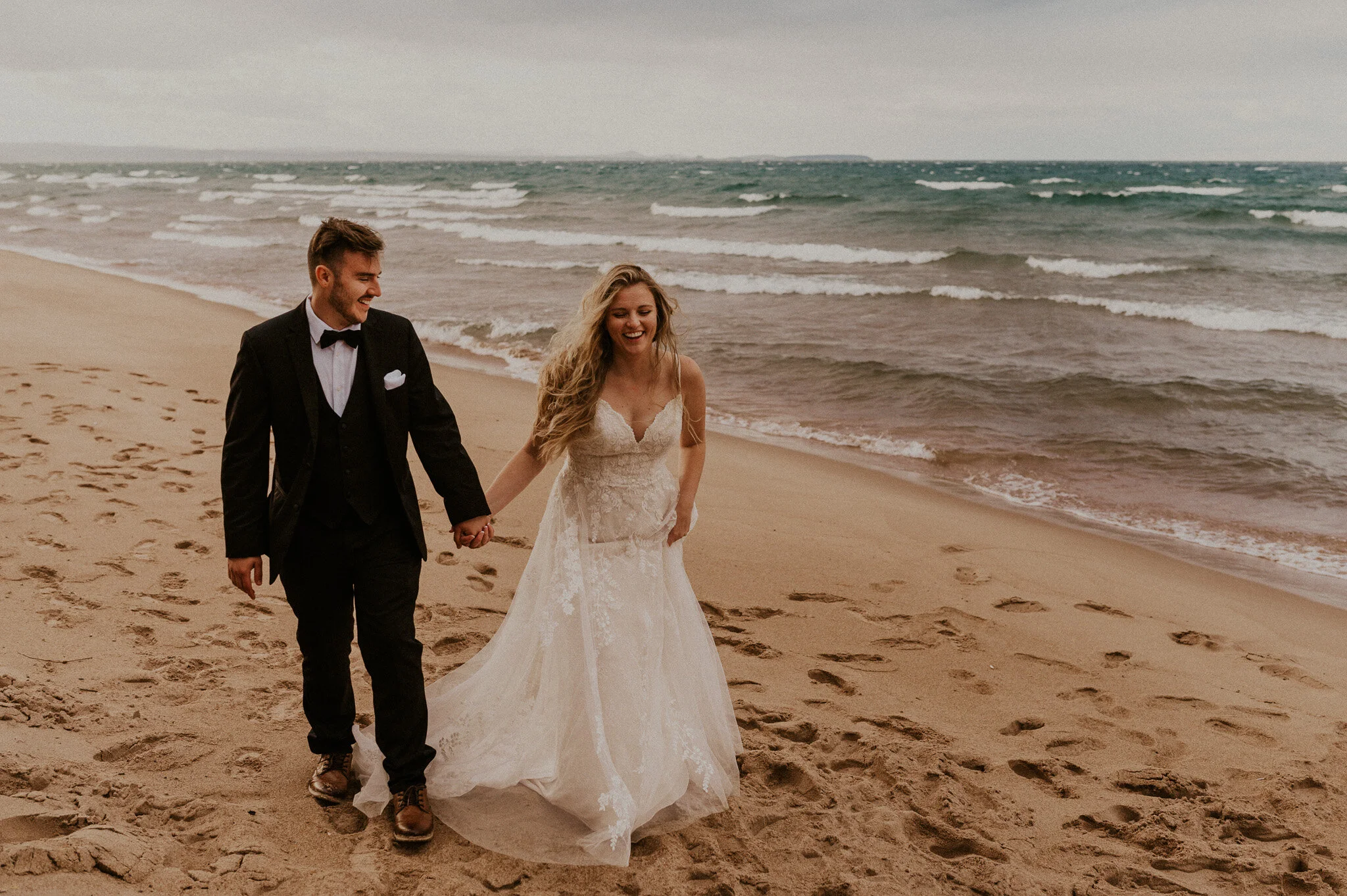 upper peninsula fall mountain elopement