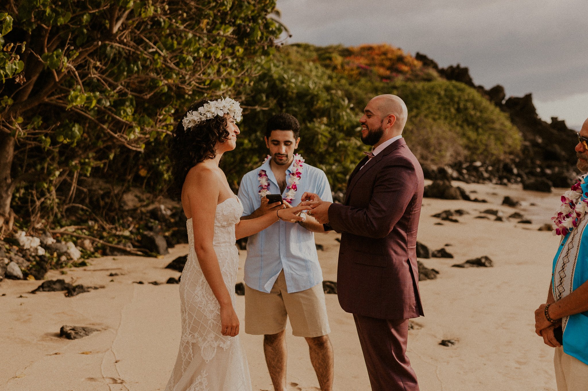 maui beach food trucks wedding