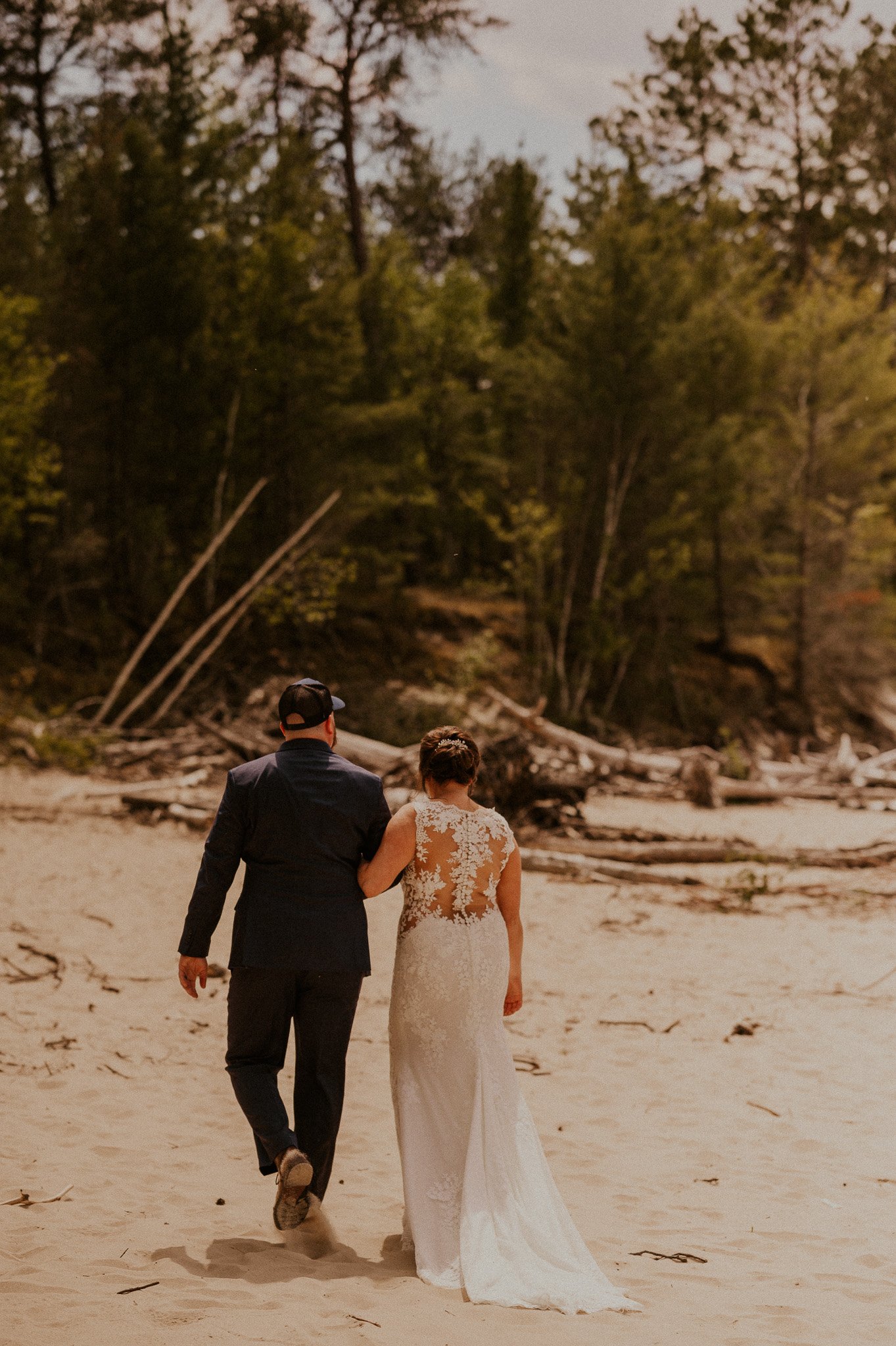 pictured rocks elopement