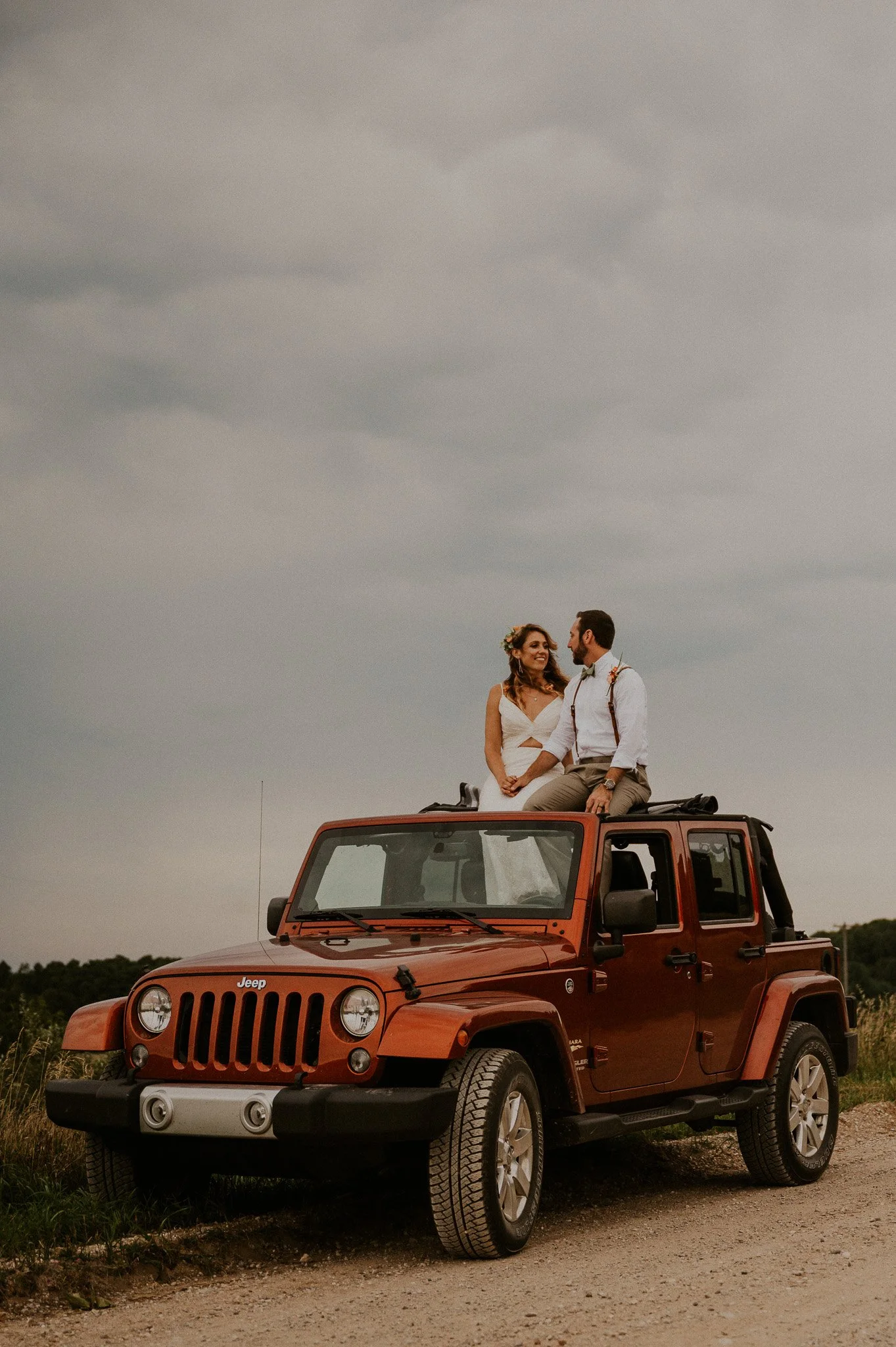 sleeping bear dunes jeep elopement