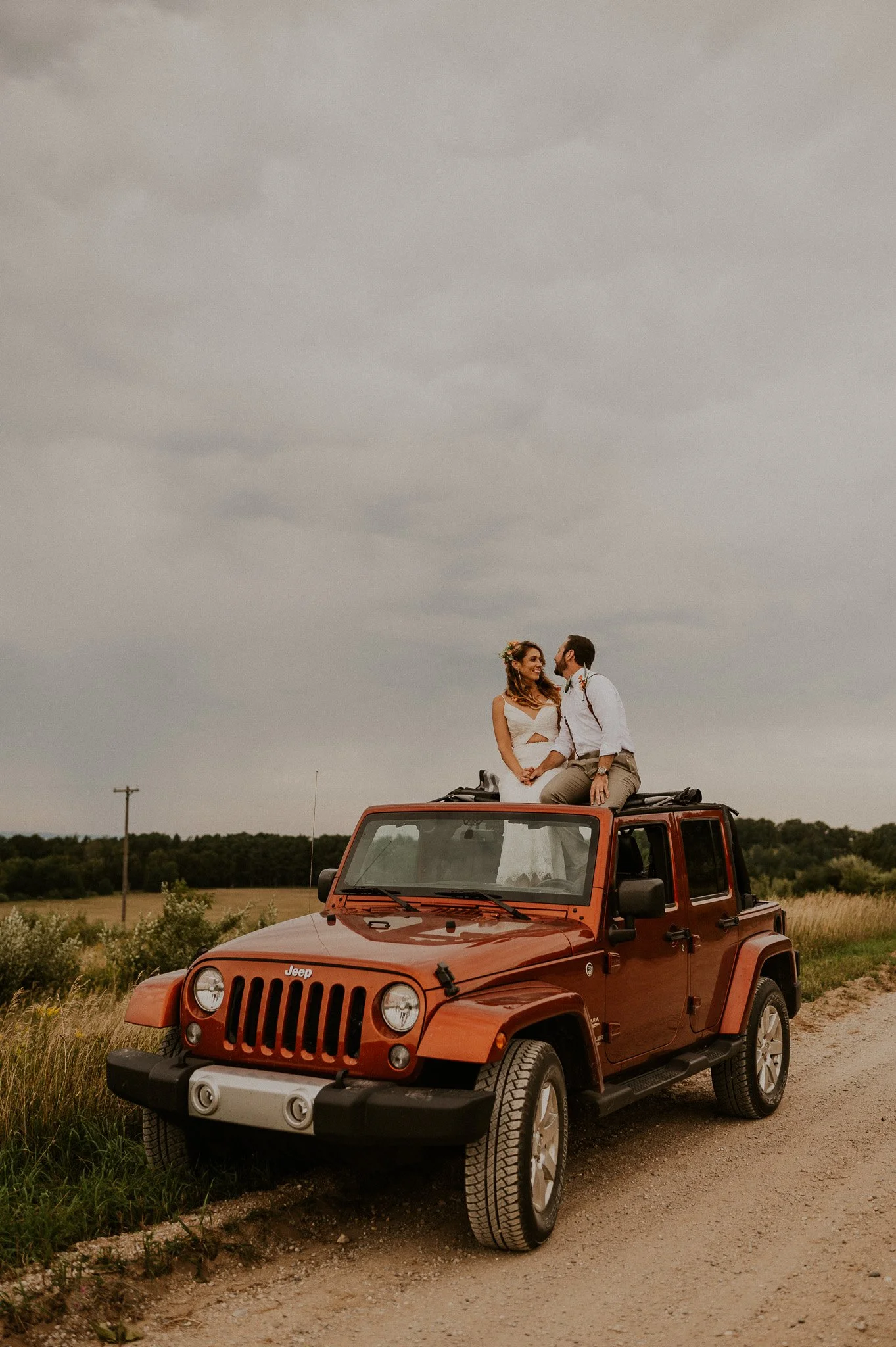 sleeping bear dunes jeep elopement