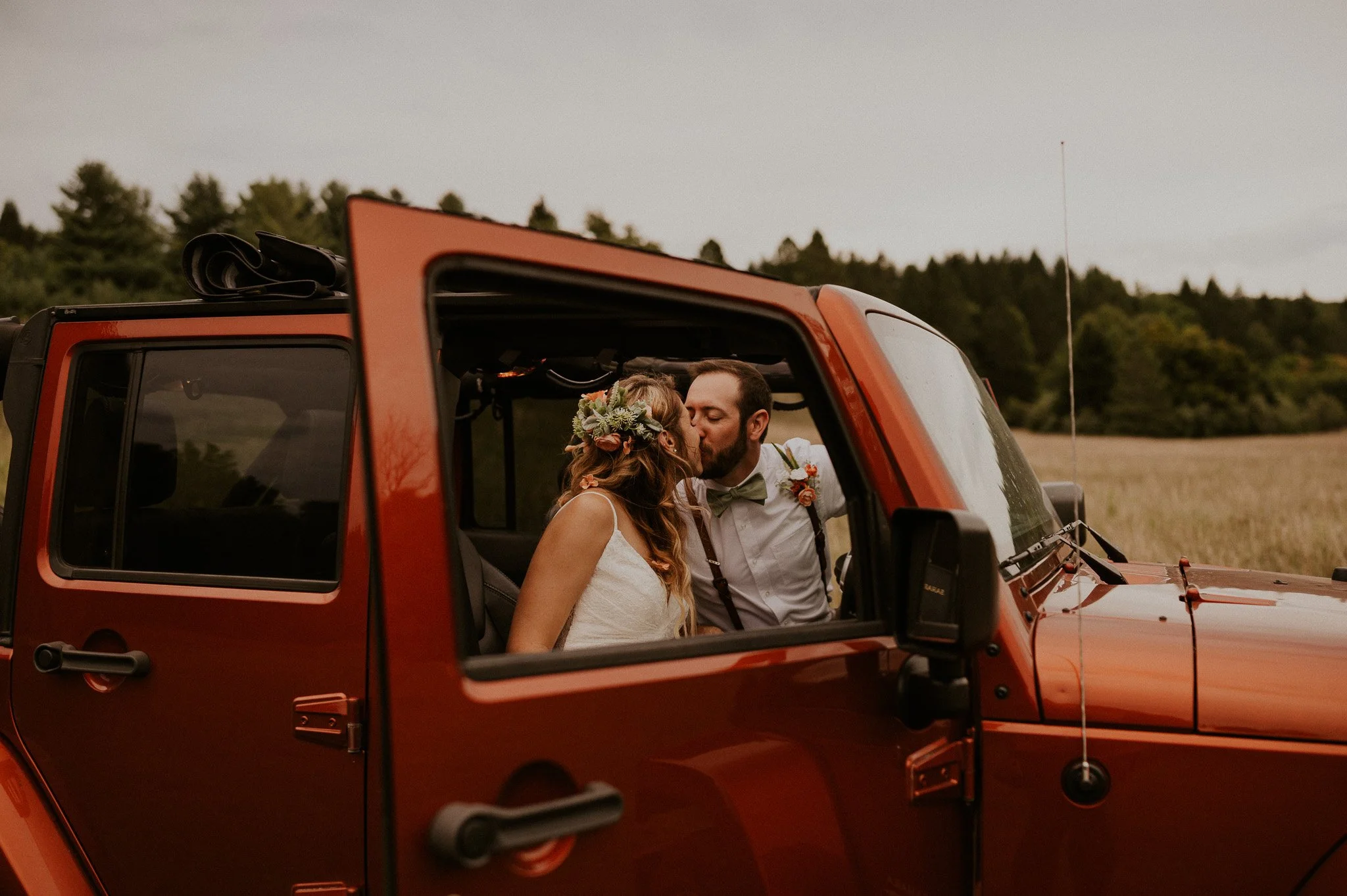 sleeping bear dunes jeep elopement