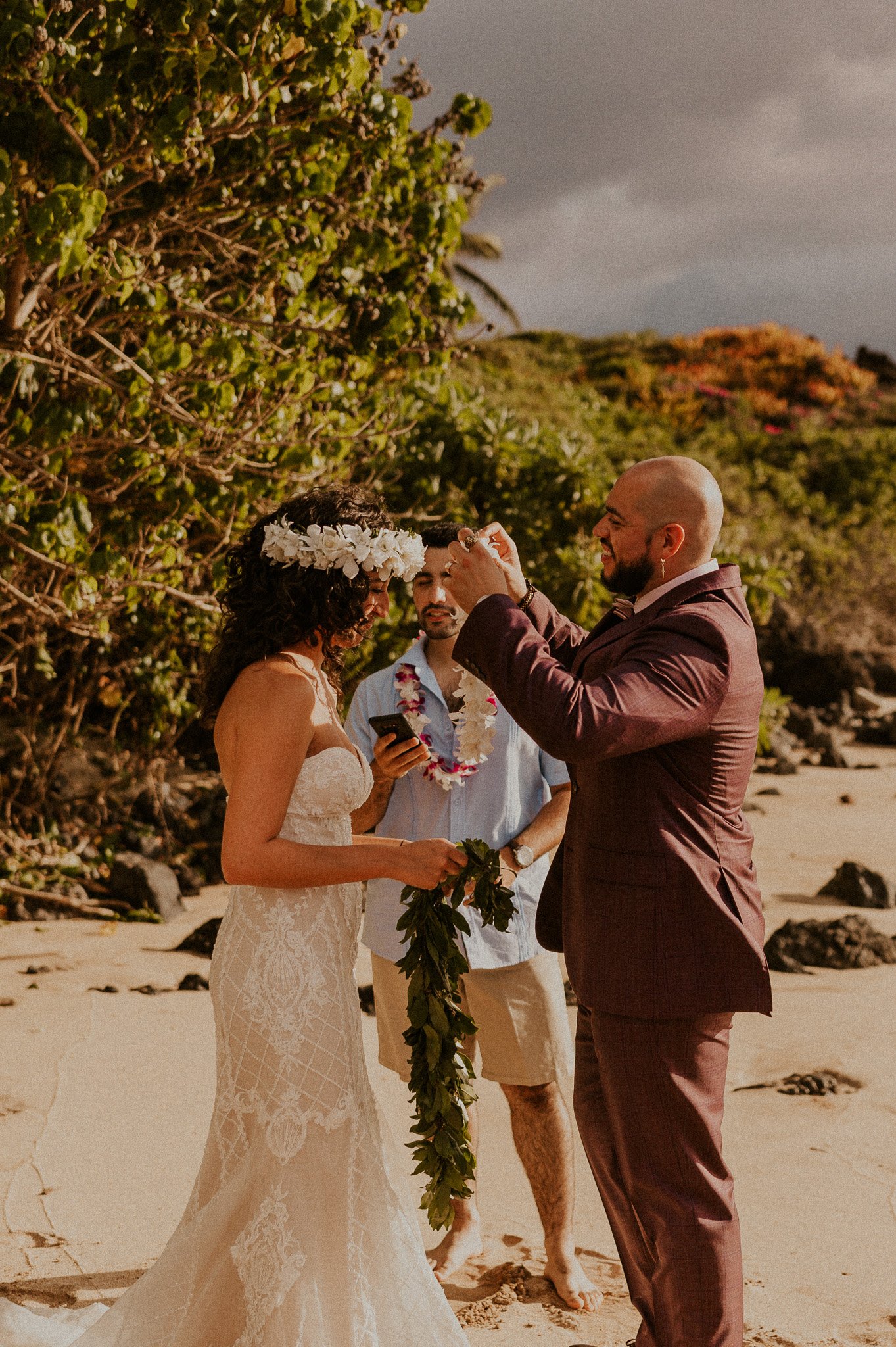 maui beach food trucks wedding