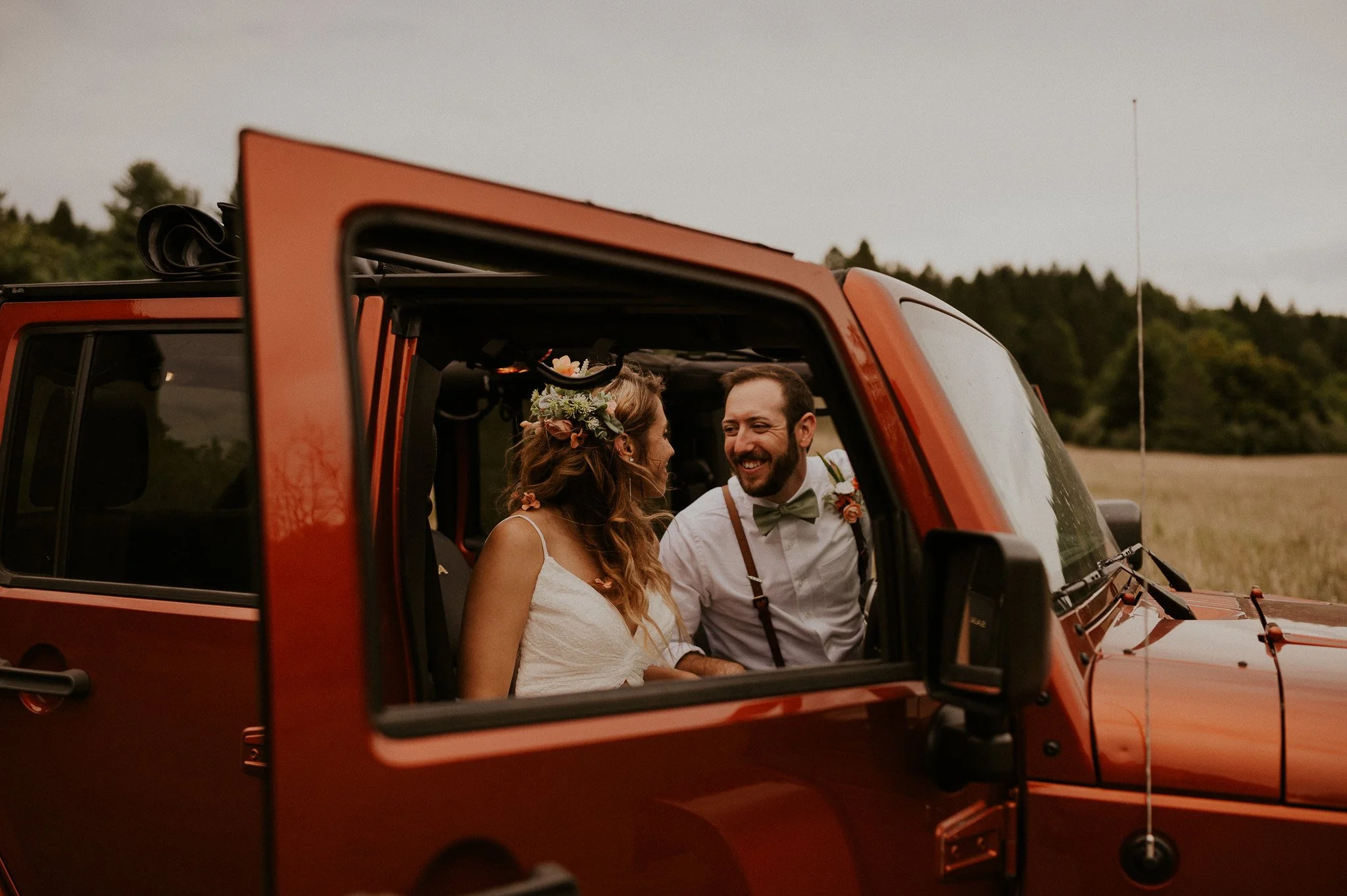 sleeping bear dunes jeep elopement