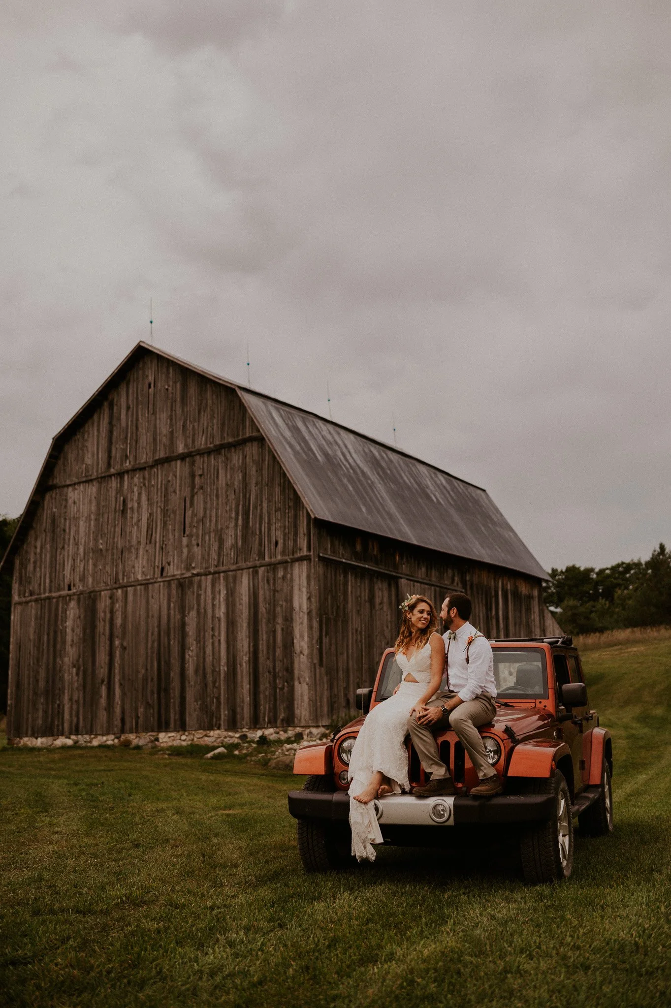 sleeping bear dunes jeep elopement