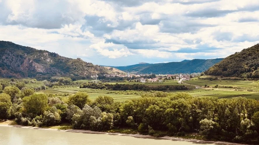 Views from Weißenkirchen towards Dürnstein and Stift Gottweig