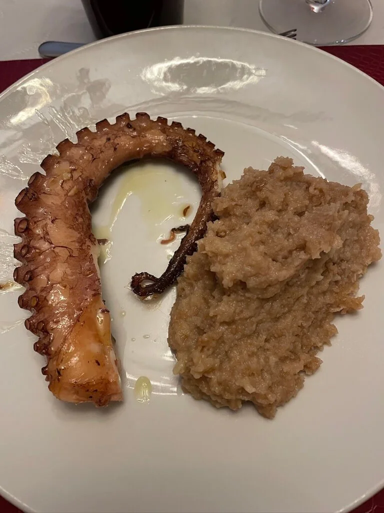 casa-da-cisterna-dinner.jpeg