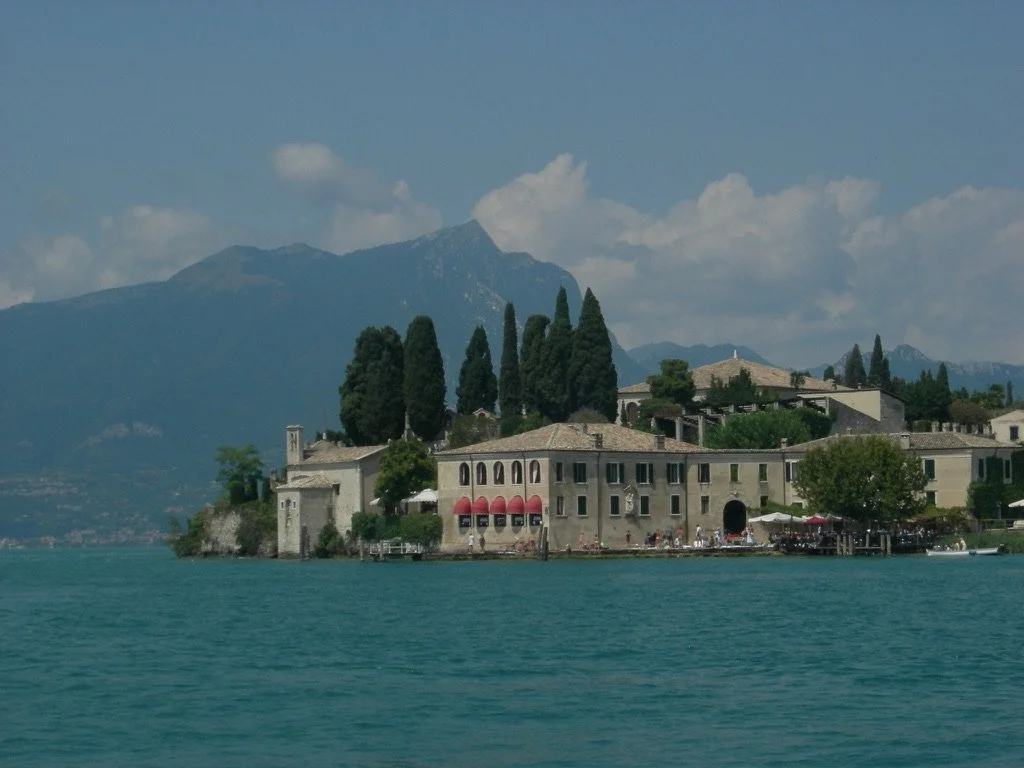 lake-garda-shore.jpeg
