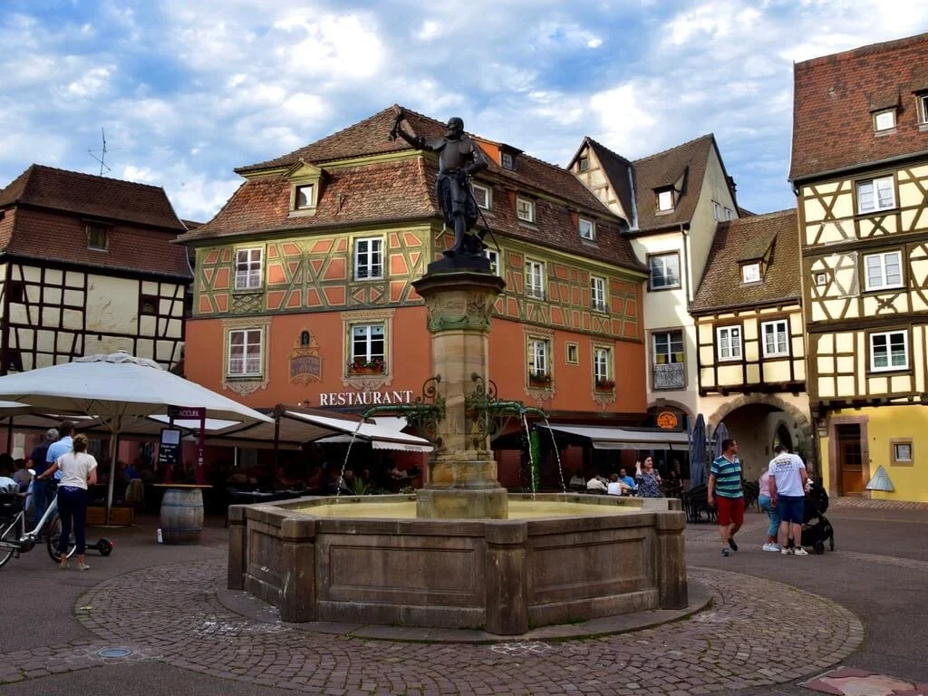 colmar-alsace-buildings-3.jpeg