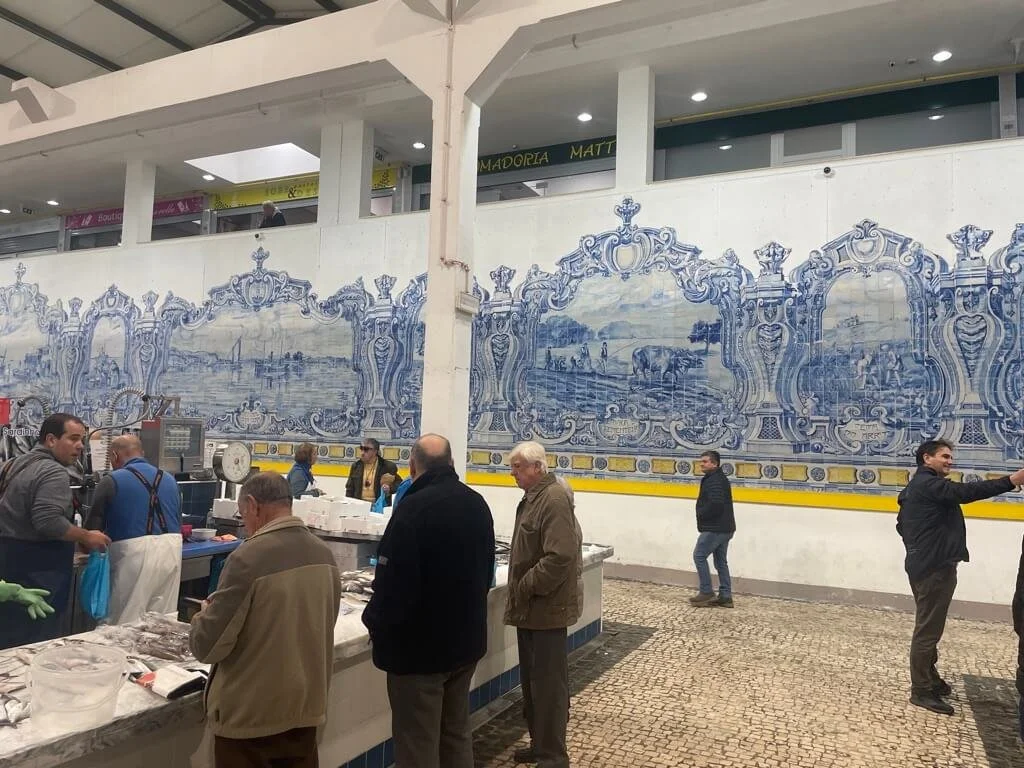 mercado-do-livramento-setubal-wall-tiles.jpeg
