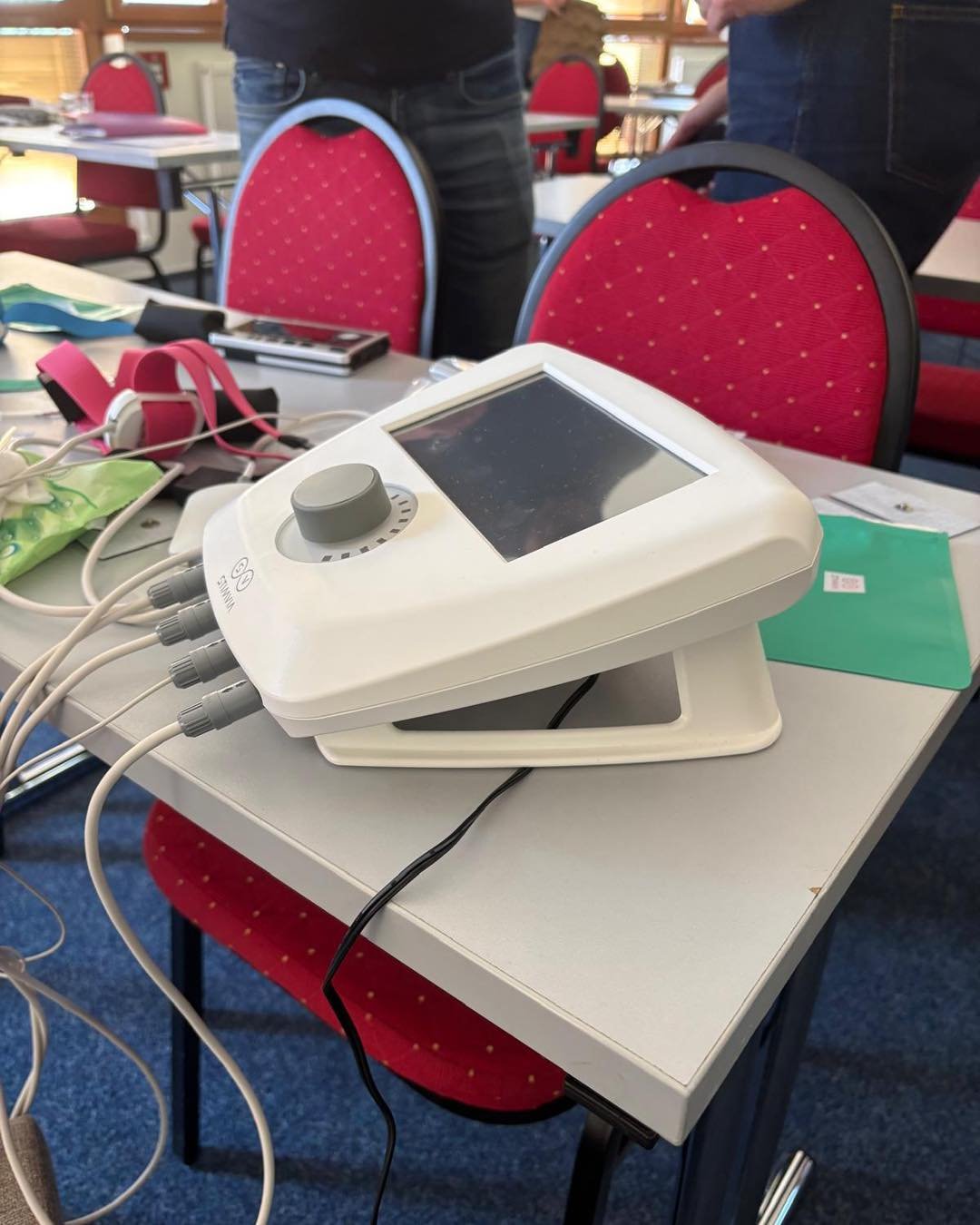 Neuromodulation is emerging as an important alternative for managing urinary incontinence. It can be used when medications are ineffective, poorly tolerated, or as a suitable adjunct. We offer this method&iac