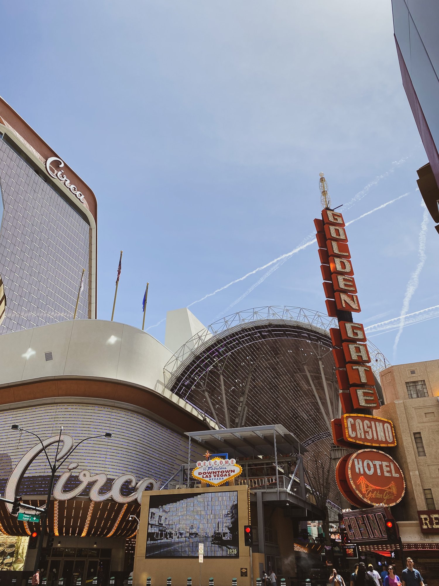 Retro Travel Guide to Las Vegas — mid-century millennial