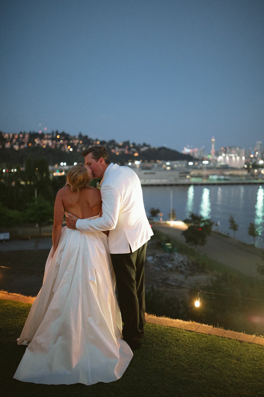 seattle-wedding-photographer-cat-ruchalski-admirals-house 19016_Cat Ruchalski Photographyseqn}.jpg