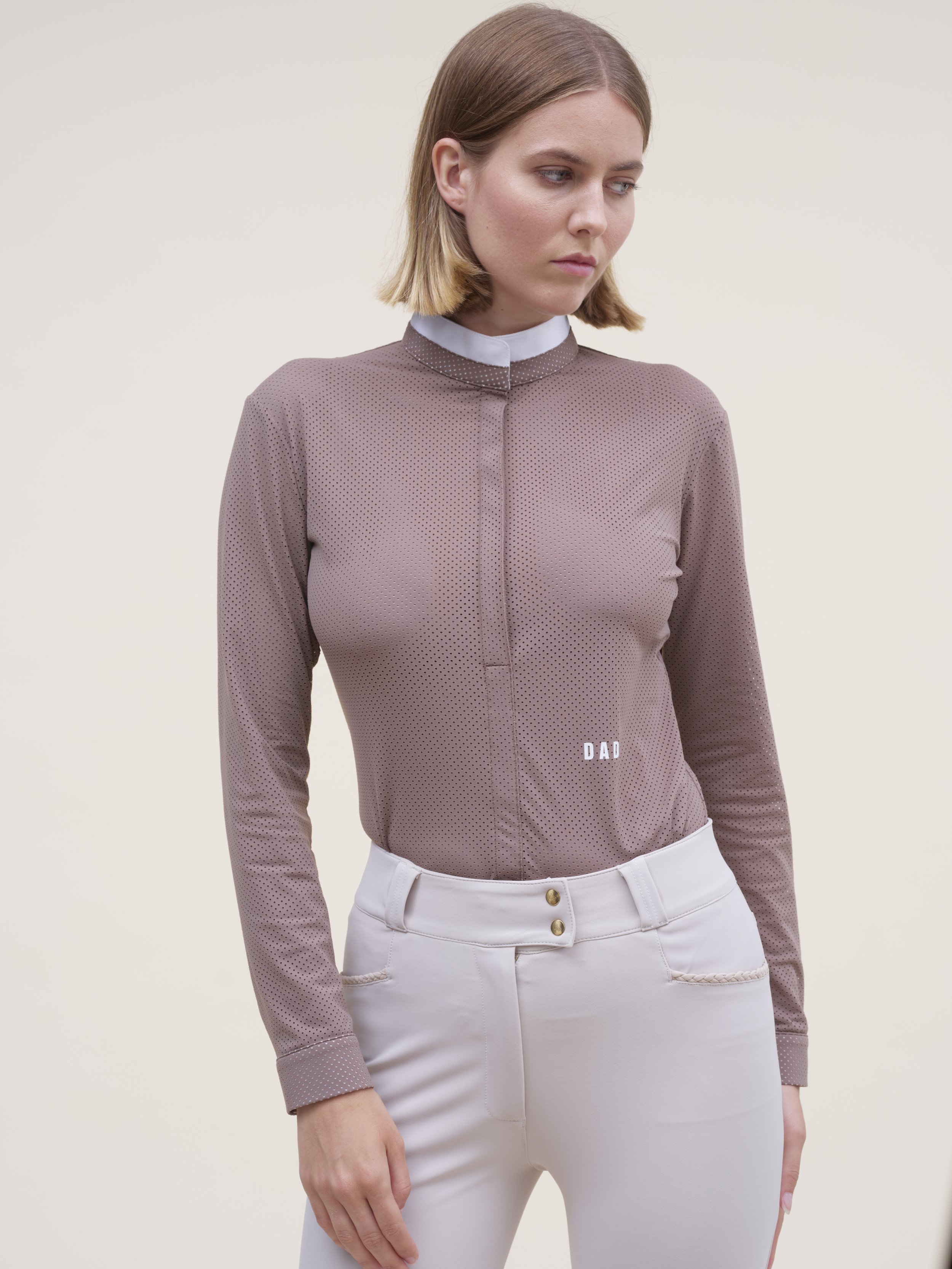 HeliosML_Taupe_WOMAN_eshop_FW24_3.jpg