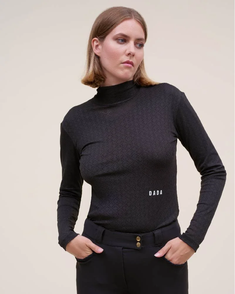 Calder_Black_WOMAN_eshop_FW24_4.jpg